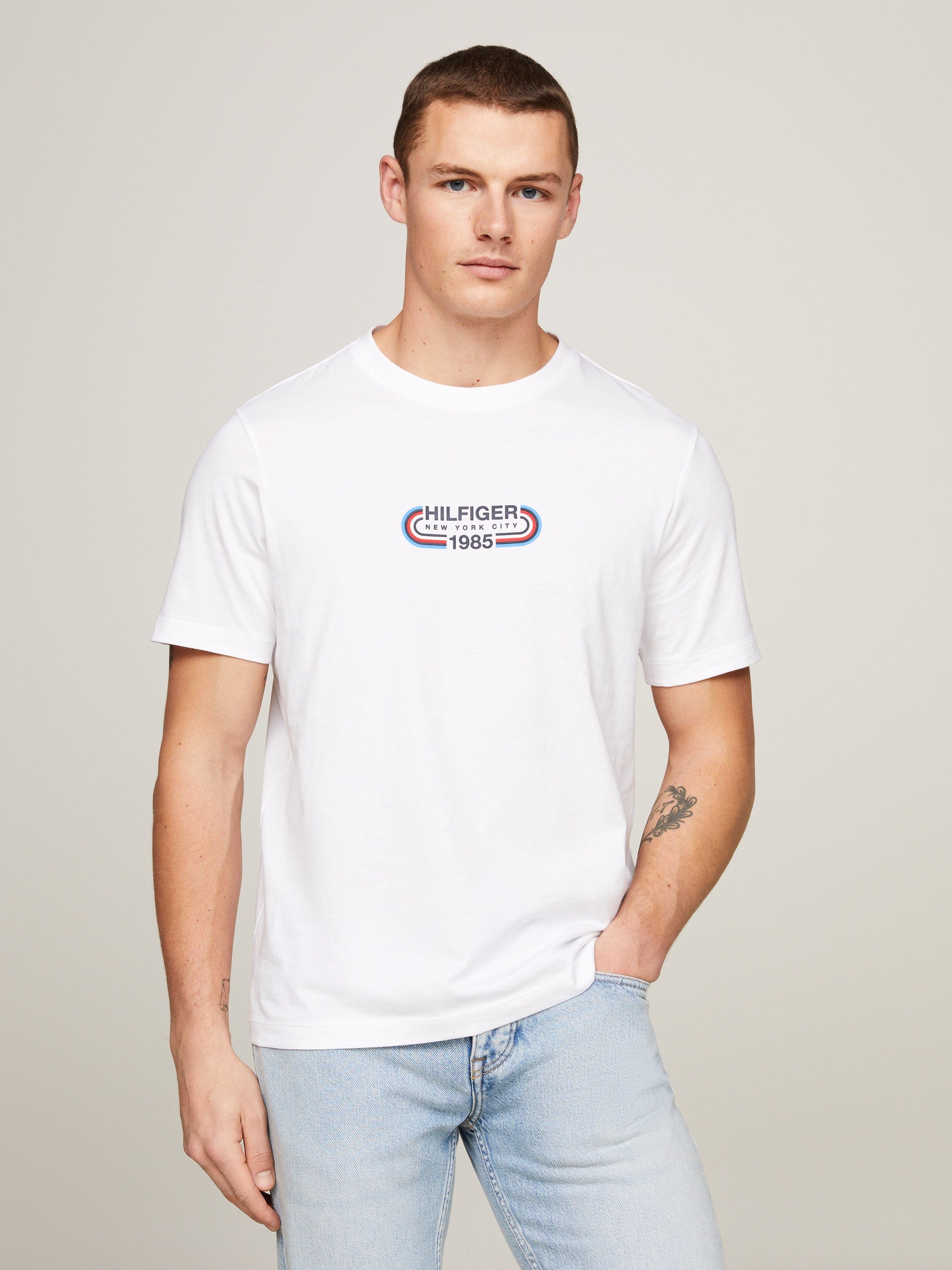 Tommy Hilfiger T-Shirt HILFIGER TRACK GRAPHIC TEE mit grafischem Logo