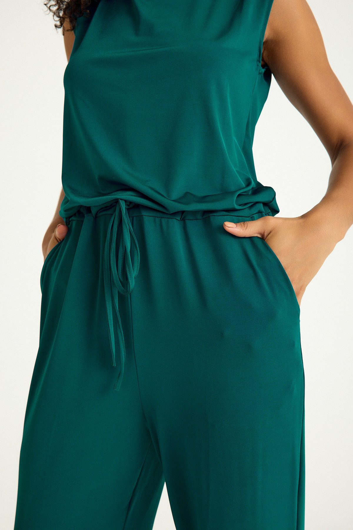 fashionshowcase Overall Eleganter Damen Jumpsuit aus Stretch-Jersey Einteilig Anpassbare Bänder, figurbetonte Passform