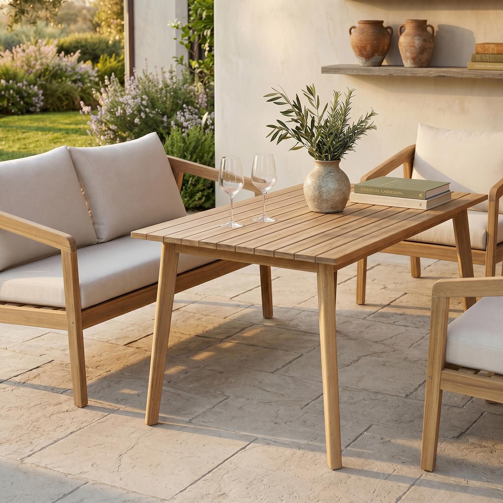 IDIMEX Gartenlounge-Set YAPA, (4-tlg), Outdoorset aus massivem Akazienholz 4-teilig mit Polstern Natur/Beige