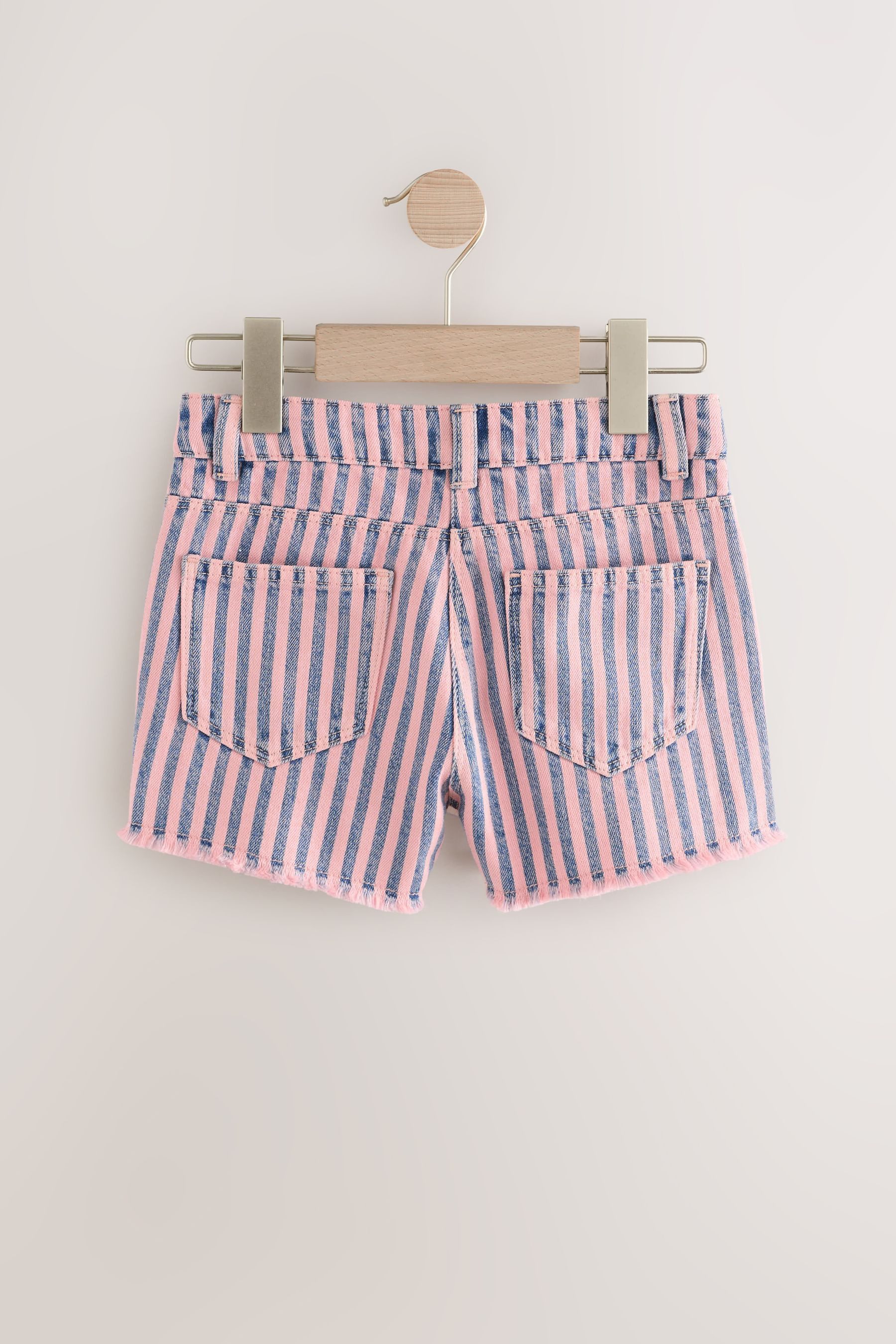 Next Jeansshorts Shorts mit Fransensaum (1-tlg) günstig online kaufen