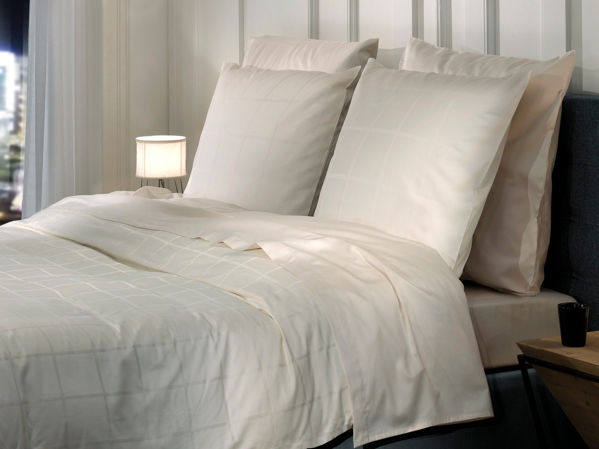 Heckett and Lane Bettwäsche Heckett & Lane Mako-Satin Bettwäsche 155x220 Diamante Off-White Wende, Mako-Satin, 2 teilig