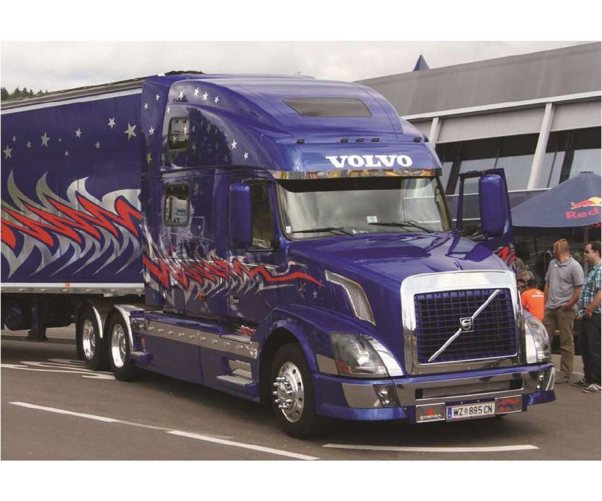 Italeri Modellbausatz Italeri 1:24 Volvo VN 780 Zugmaschine (3Achs)