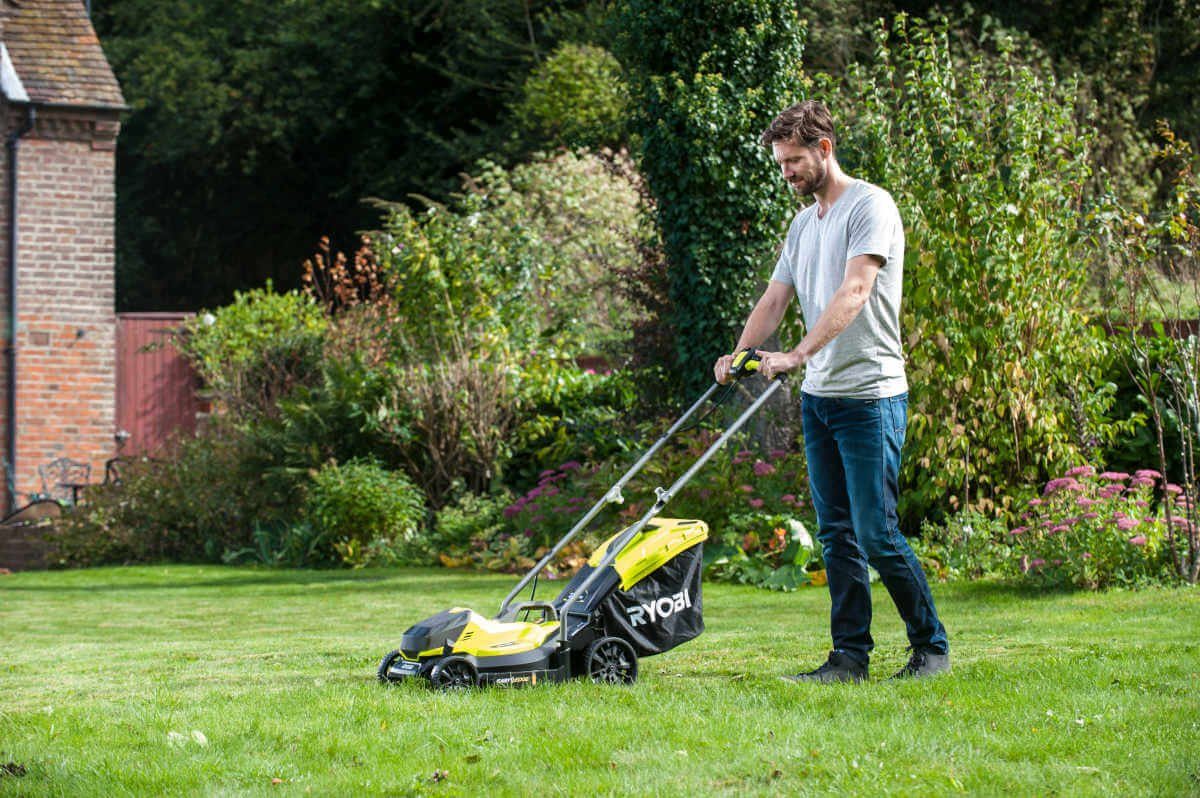 RYOBI Akkurasenmäher Akku-Rasenmäher ONE+ 18 V, 33 cm Schnittbreite, bis 250 m², ohne Akku , 33 cm Schnittbreite