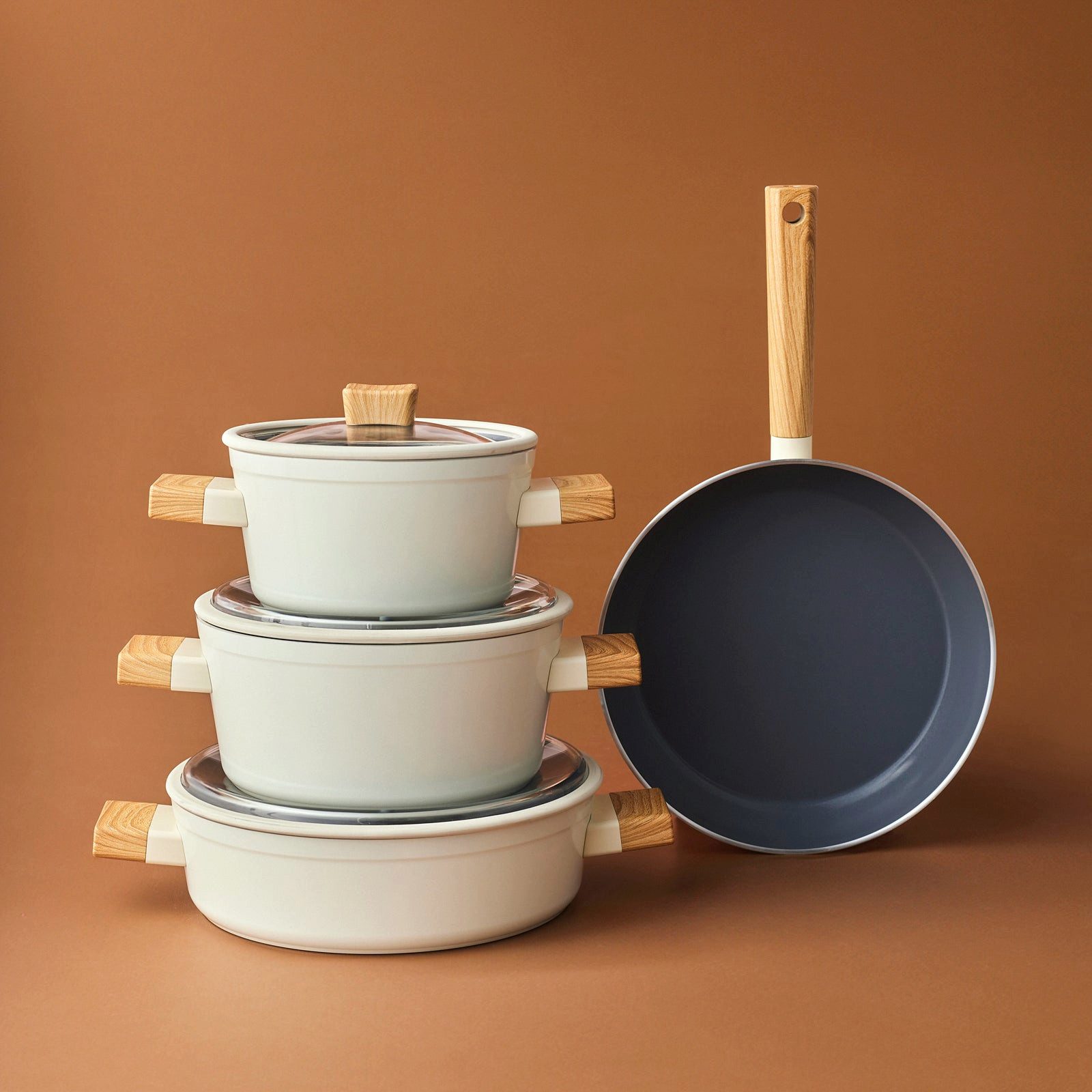Karaca Topf-Set Karaca x Refika Swiss Crystal Cremiges Holz 7-teiliges Töpfe-Set, SCHWEIZER KRISTALL
