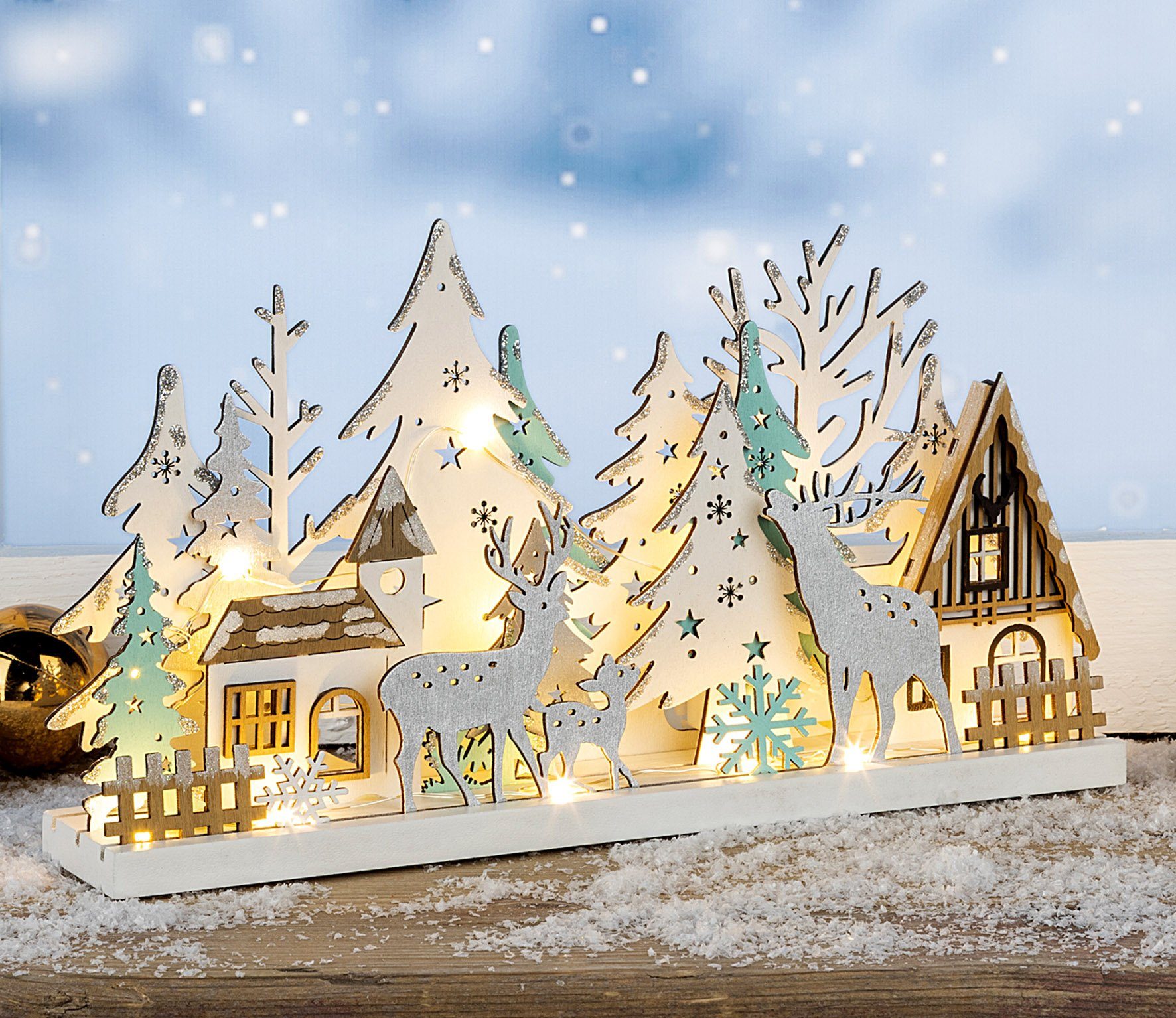 Spetebo Winterlandschaft LED Holz Winterlandschaft mit Glitzer 30 cm, Deko Winterlandschaft mit weihnachtlicher Beleuchtung
