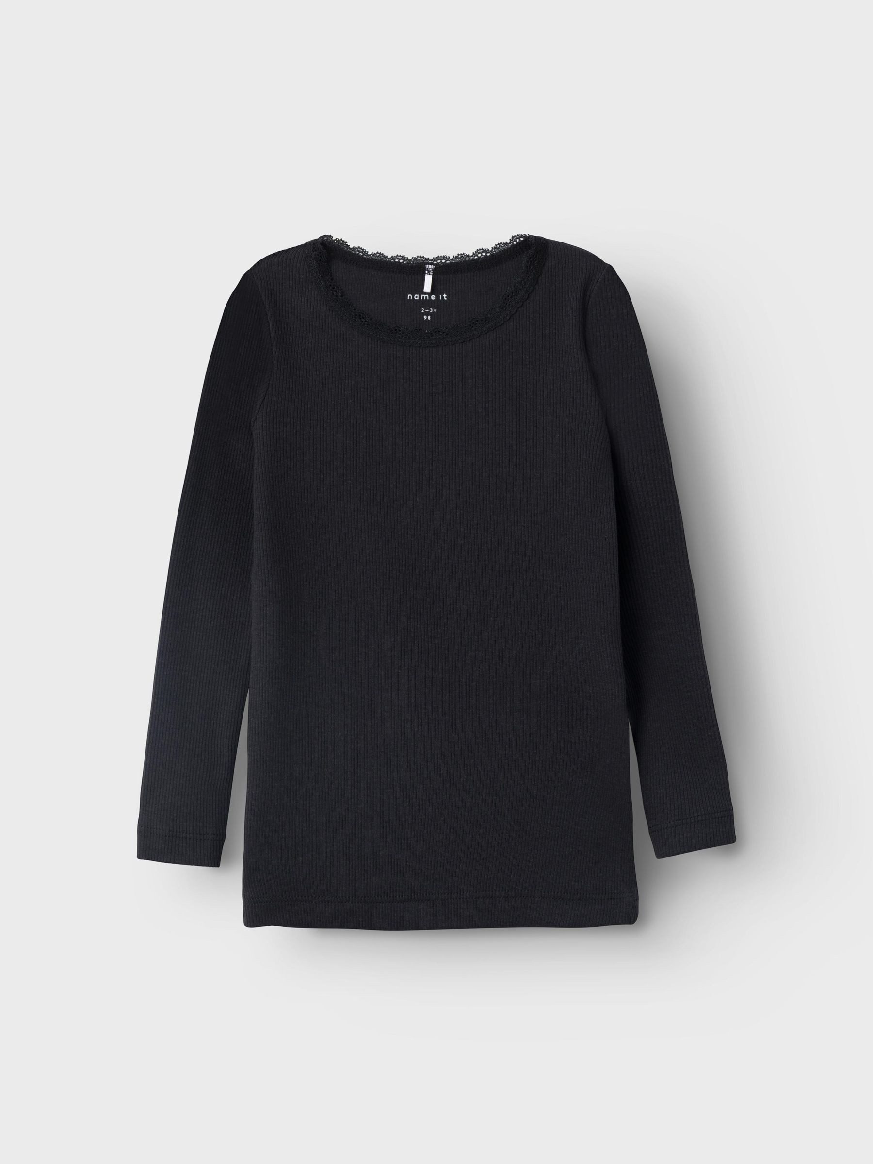 Name It Langarmshirt NMFKAB LS TOP NOOS in Feinripp und mit süßer Spitzenkante am Ausschnitt