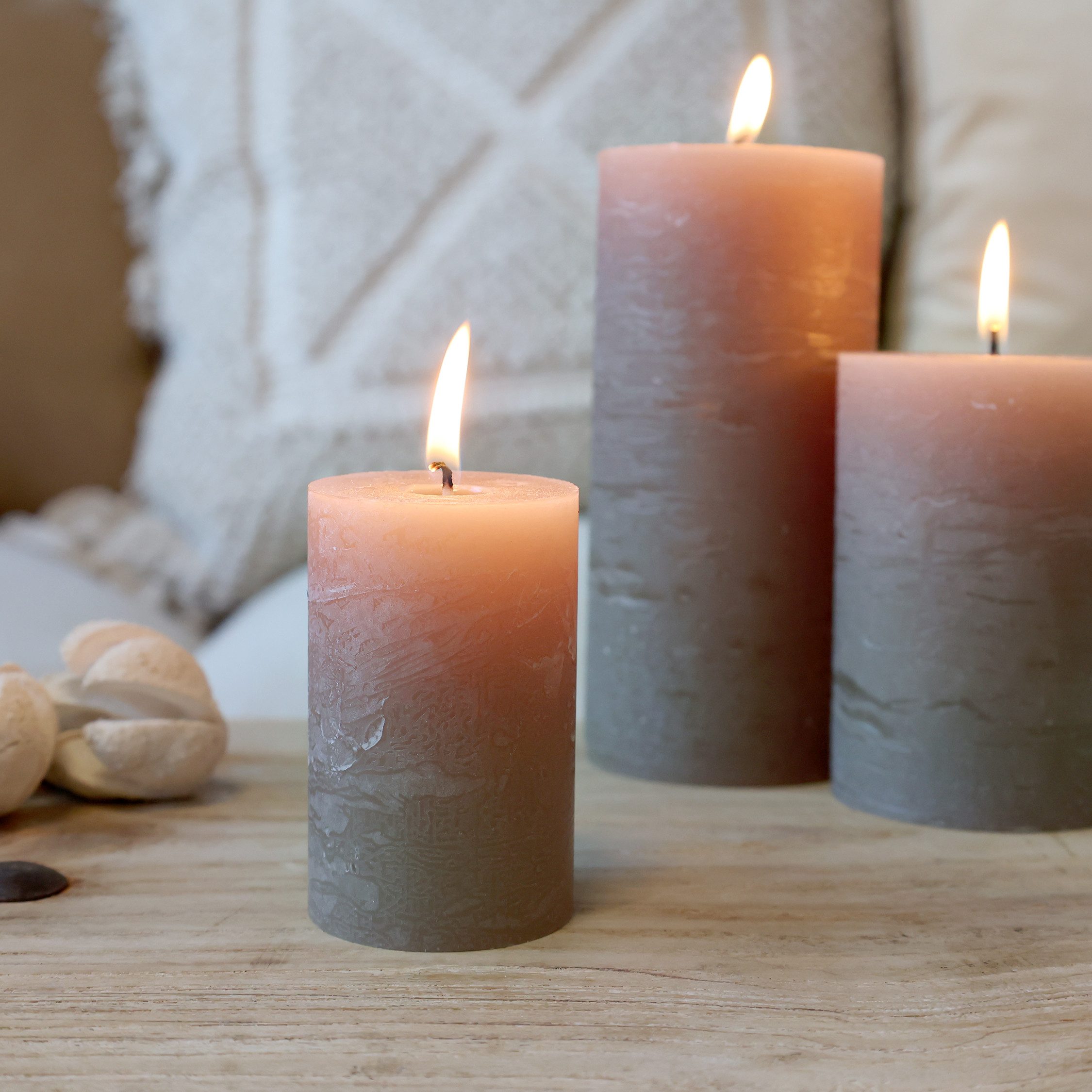 Chic Antique Rustic-Kerze Stumpenkerze Rustikale Kerze Macon Paraffin Linen günstig online kaufen