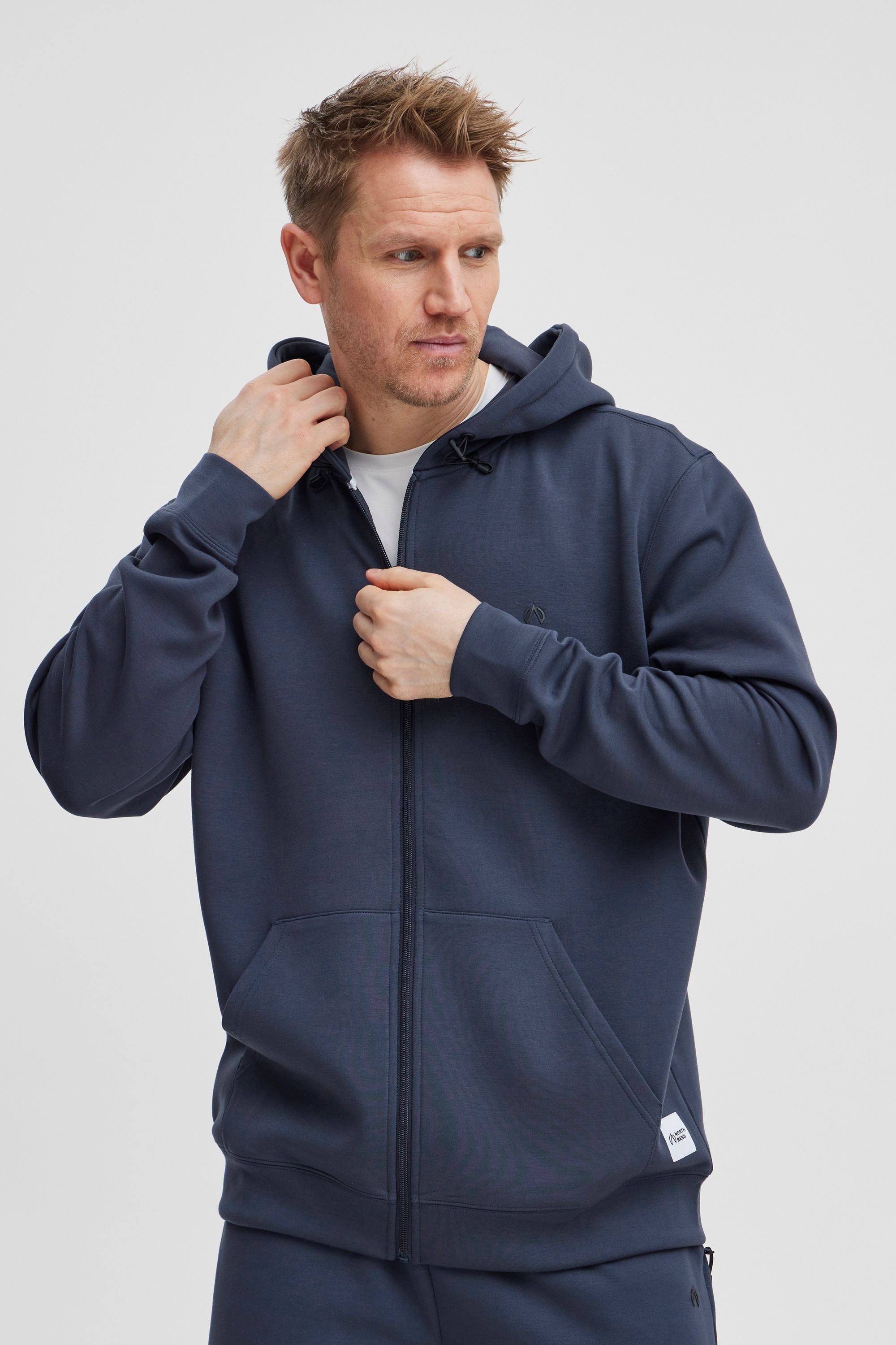 North Bend Sweatjacke NBTaro Sportliche Kapuzenjacke mit Kängurutasche