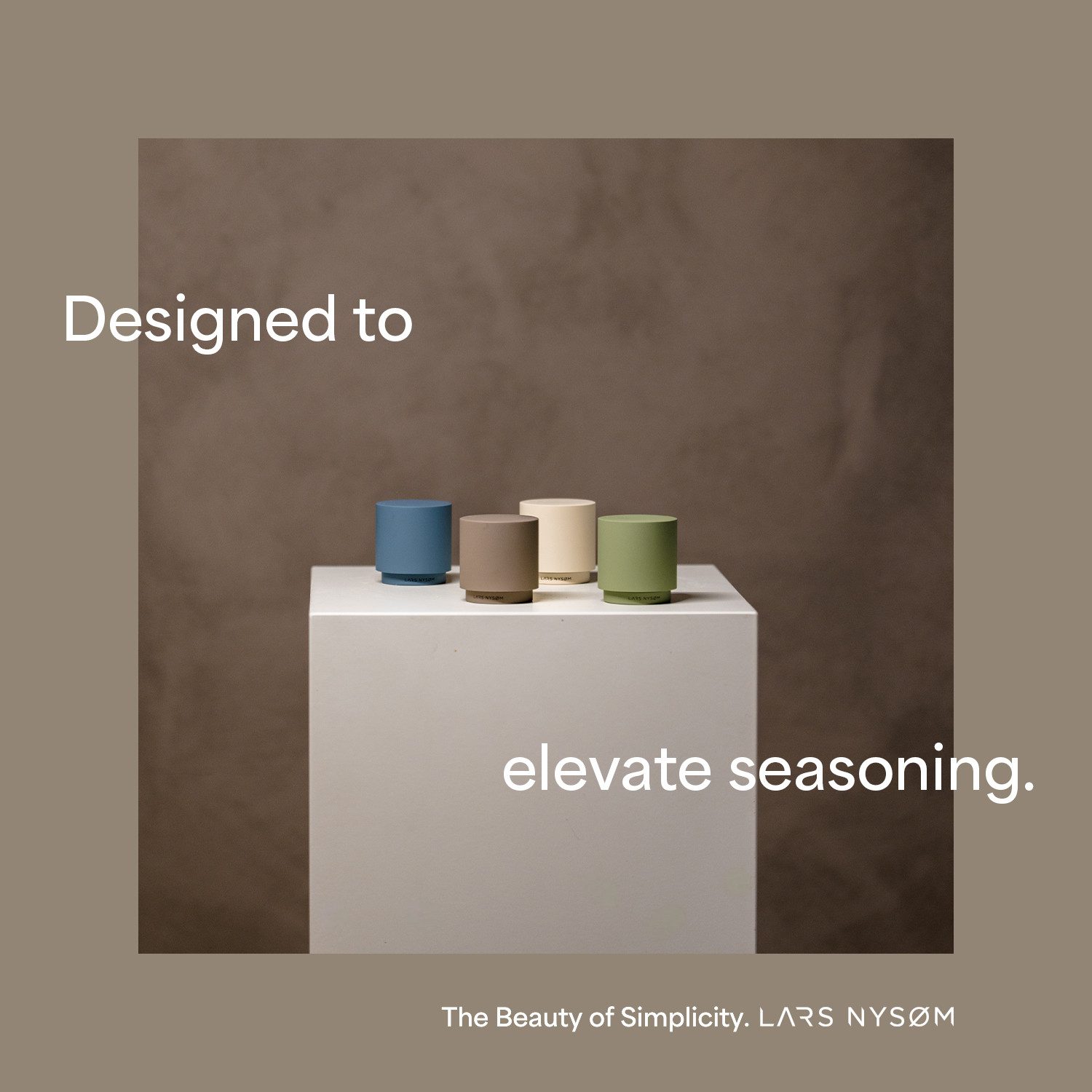 LARS NYSØM Gewürzstreuer Svæve, (2-tlg), Hochwertige Salz- & Pfefferstreuer aus Edelstahl