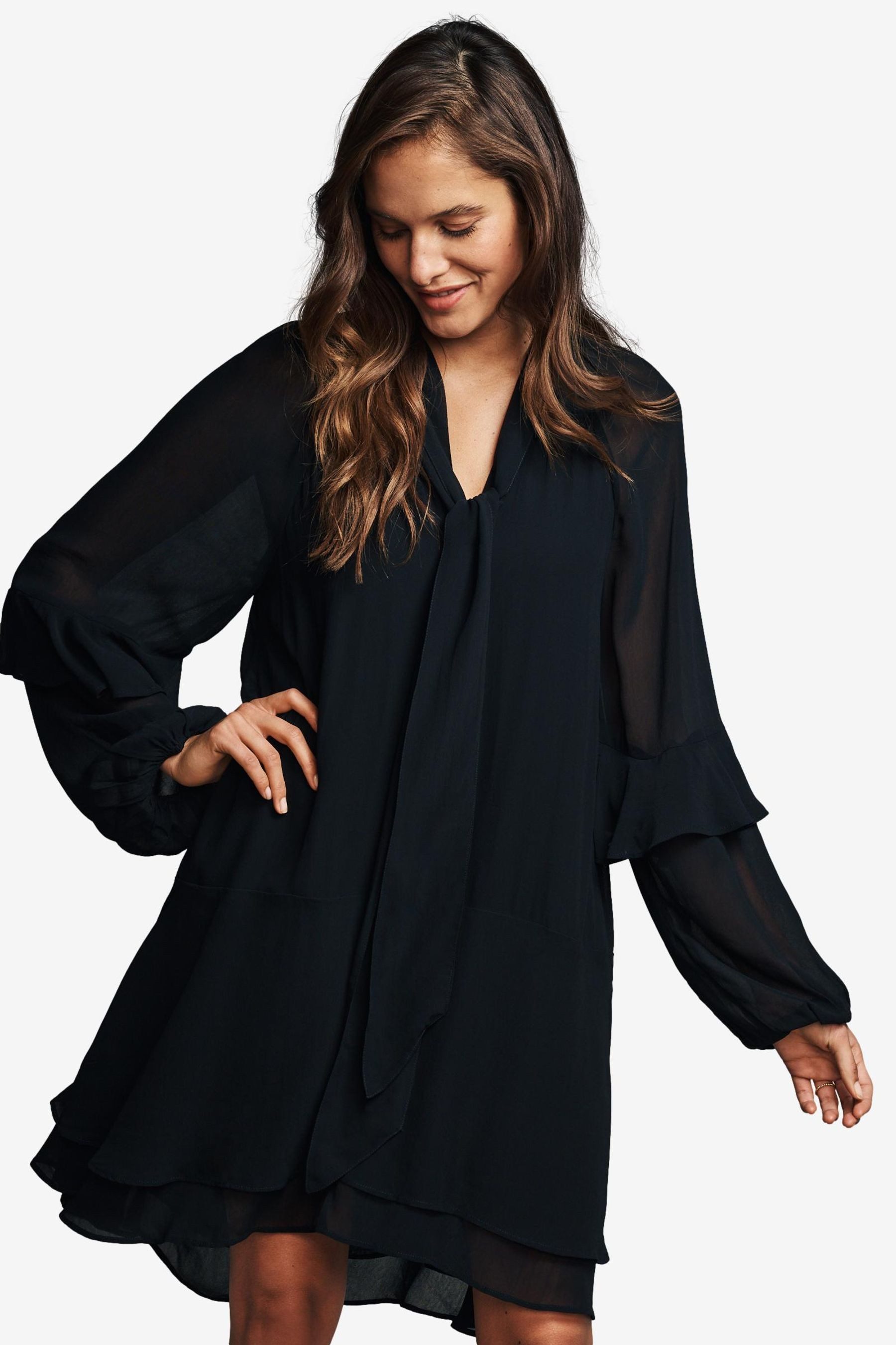 LAURA ASHLEY Chiffonkleid Laura Ashley Rüschenkleid günstig online kaufen