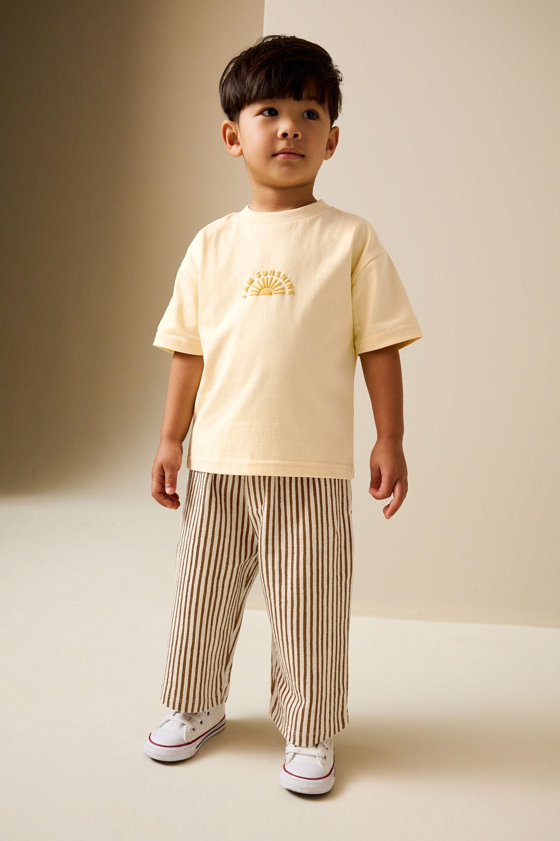 T-Shirt & Shorts Kurzärmeliges T-Shirt und leichte Jogginghose