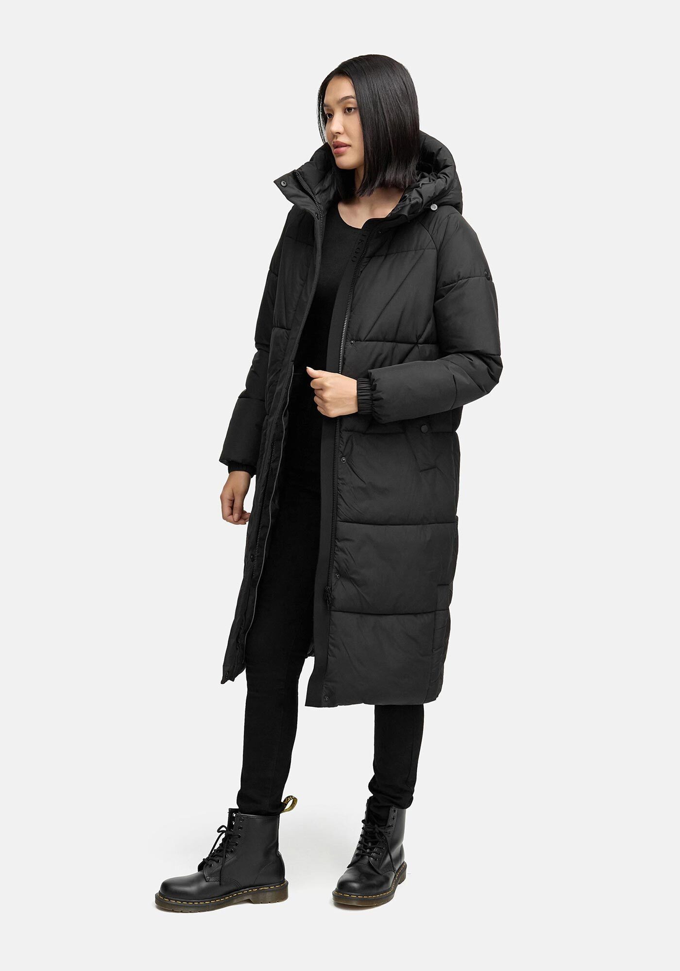 Marikoo Winterjacke Yaskaa mit praktischen Seitenschlitzen am unteren Saum