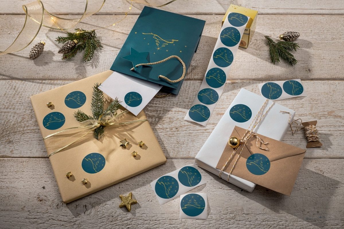 Sigel Ярлыки Weihnachts-Rollensticker 47x47mm Christmas tree petrol VE=200 Stück