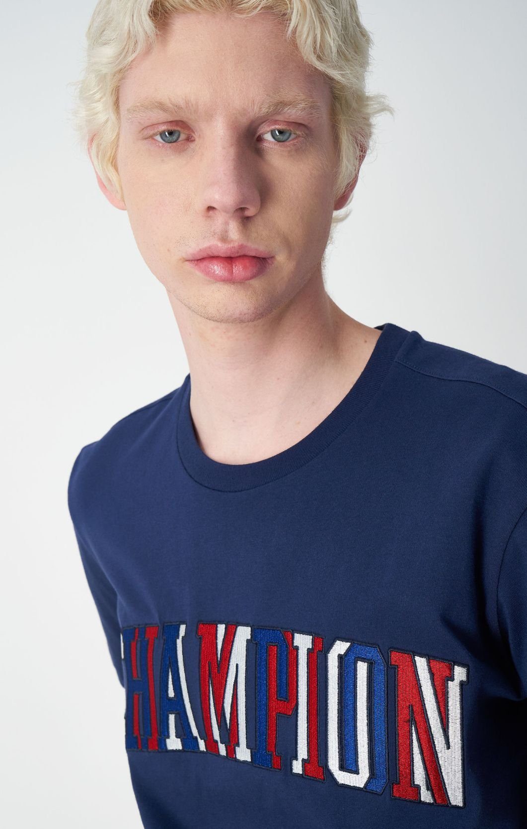 Champion Kurzarmshirt Crewneck T-Shirt NAVA/RED/BDB