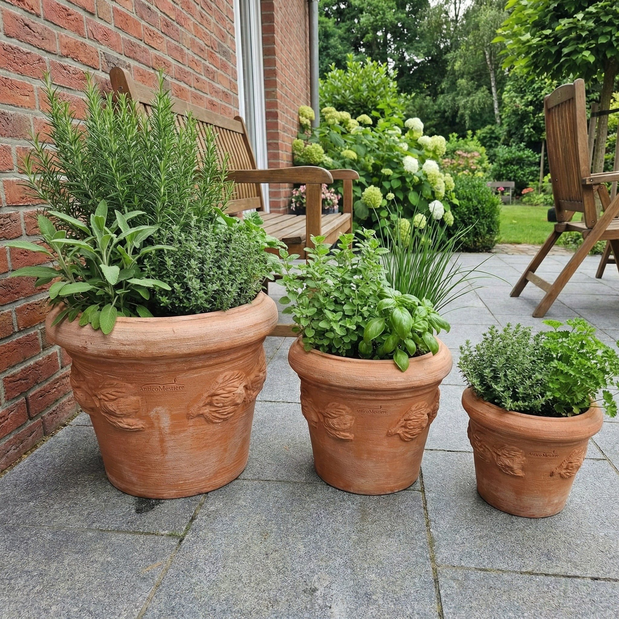 Teramico Blumentopf Pflanzgefäß Terrakotta "Limone" – Ø 26 cm – Handgefertigt (1 St), Frostfest, UV-Fest