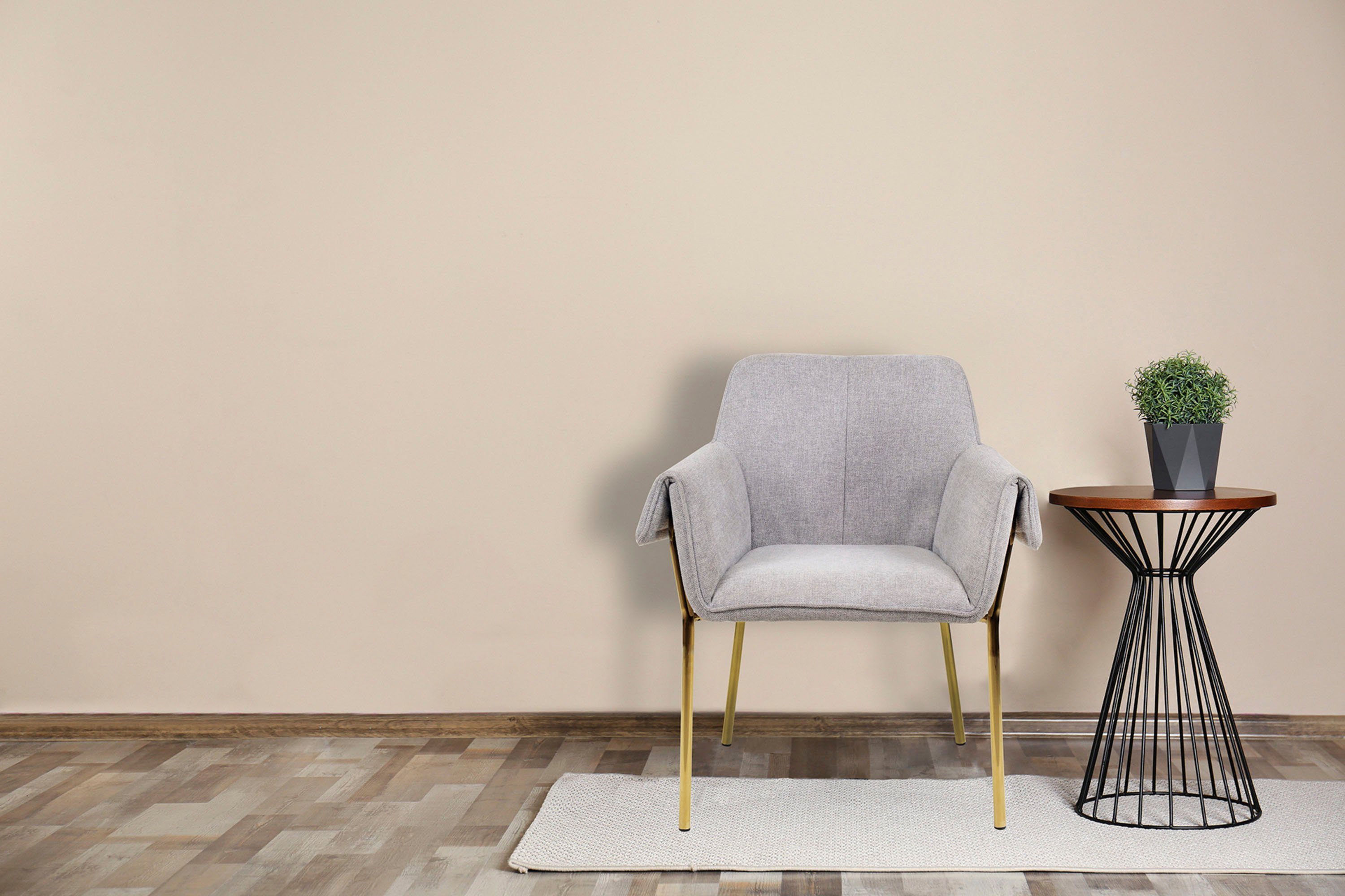 Kayoom Esszimmerstuhl Stuhl Kelsey, gepolsterte Rückenlehne und Sitzfläche (1 St), komfortabel, gedeckte Polsterfarben, praktische Armlehnen