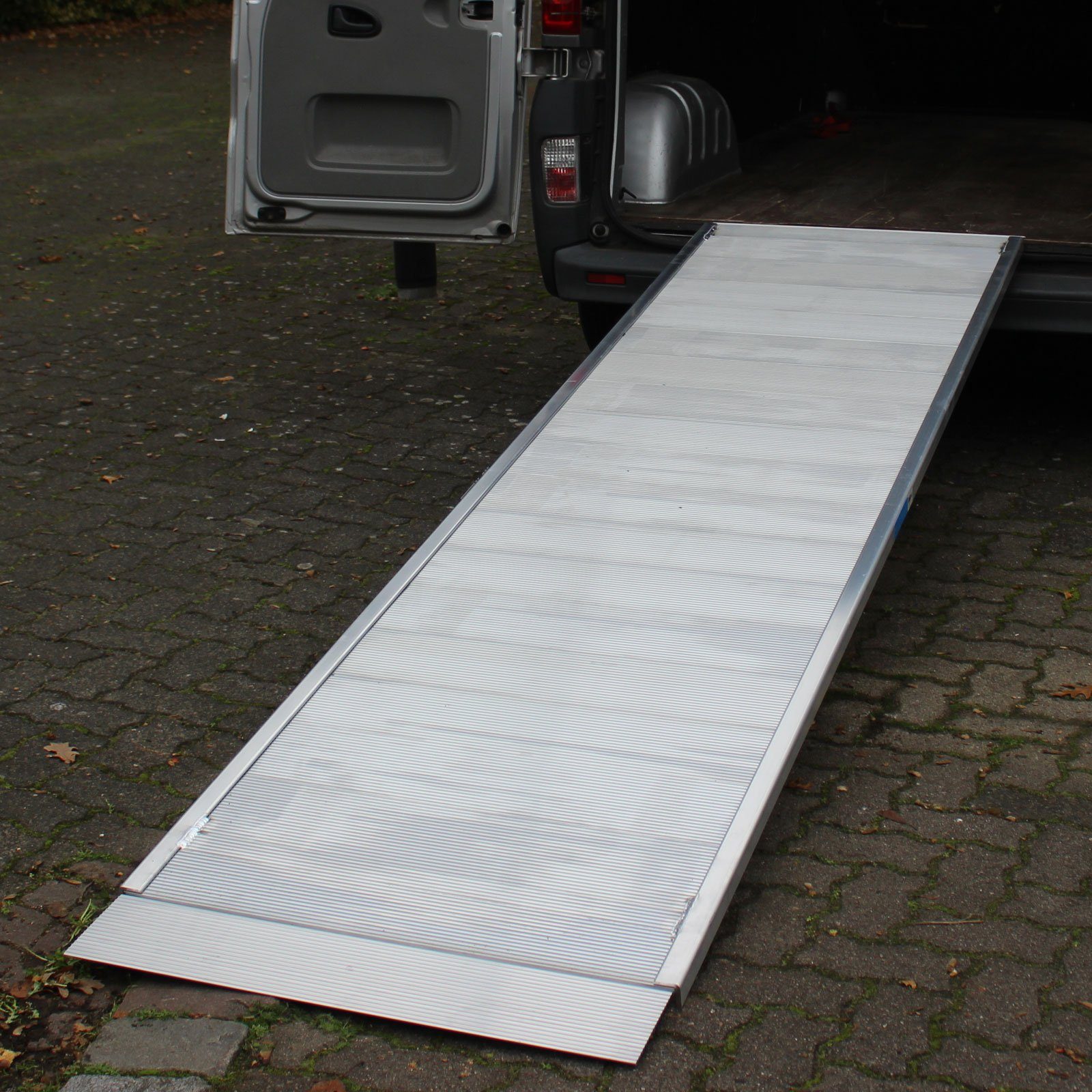 TRUTZHOLM Auffahrrampe Breitrampe 300 cm lang - 80 cm breit 600 kg