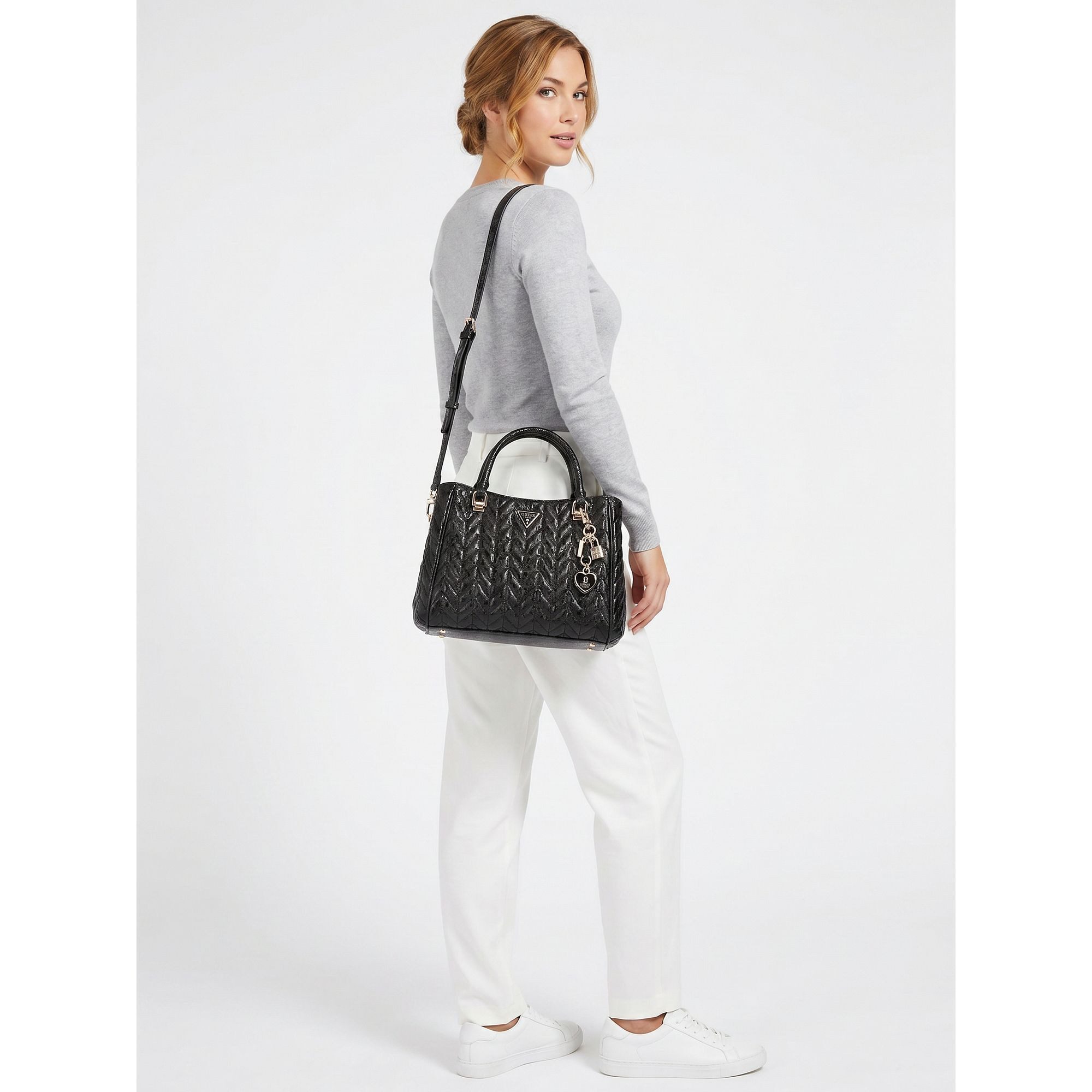 Guess Henkeltasche Stacey, Polyurethan