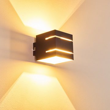 hofstein Wandleuchte »Riccio« Wandlampe aus Metall in Schwarz/Weiß mit Schlitzen, ohne Leuchtmittel, 2700 Kelvin, moderne mit Lichteffekt, 1xG9, Cube/Innen mit Up & Down-Effekt