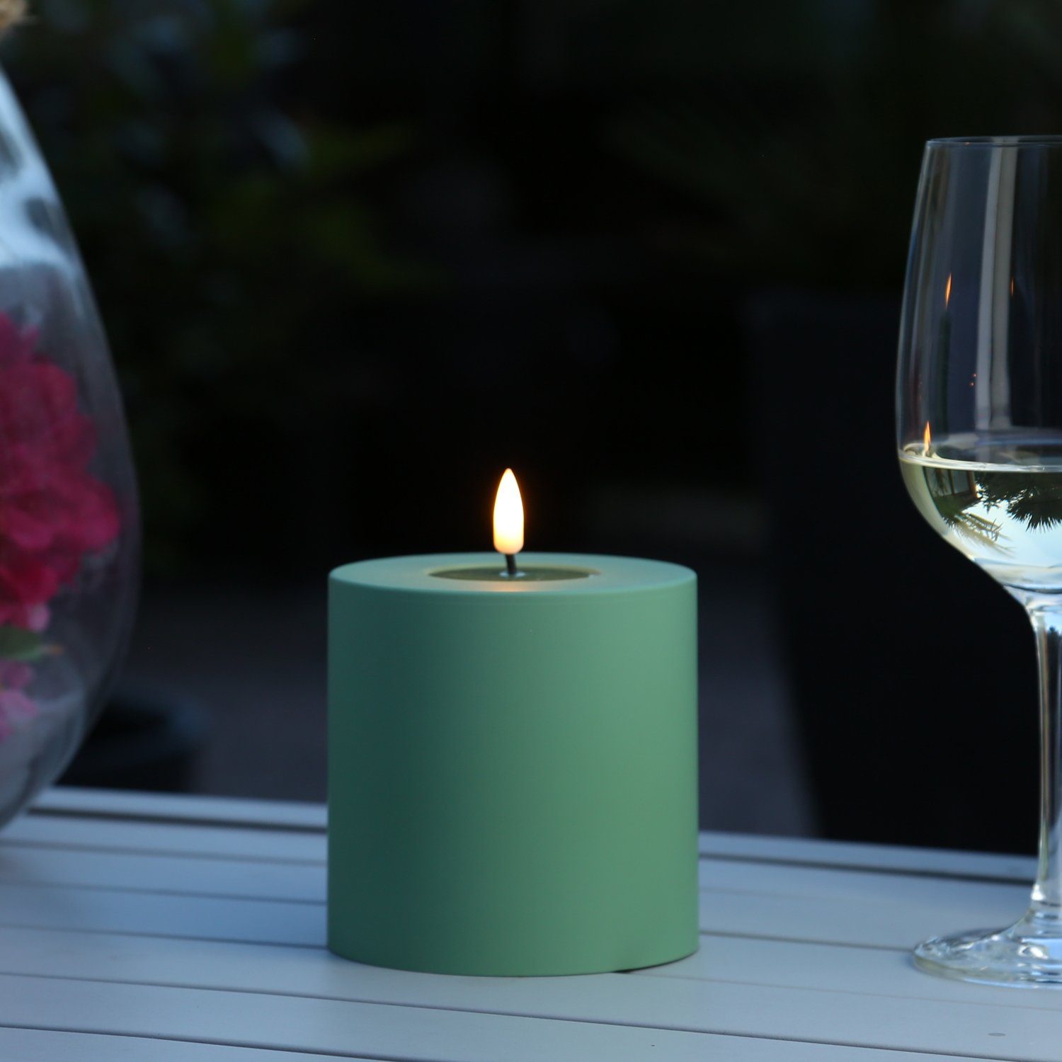 Deluxe Homeart LED-Kerze MIA Deluxe für Außen 3D Flamme flackernd H: 10cm D günstig online kaufen