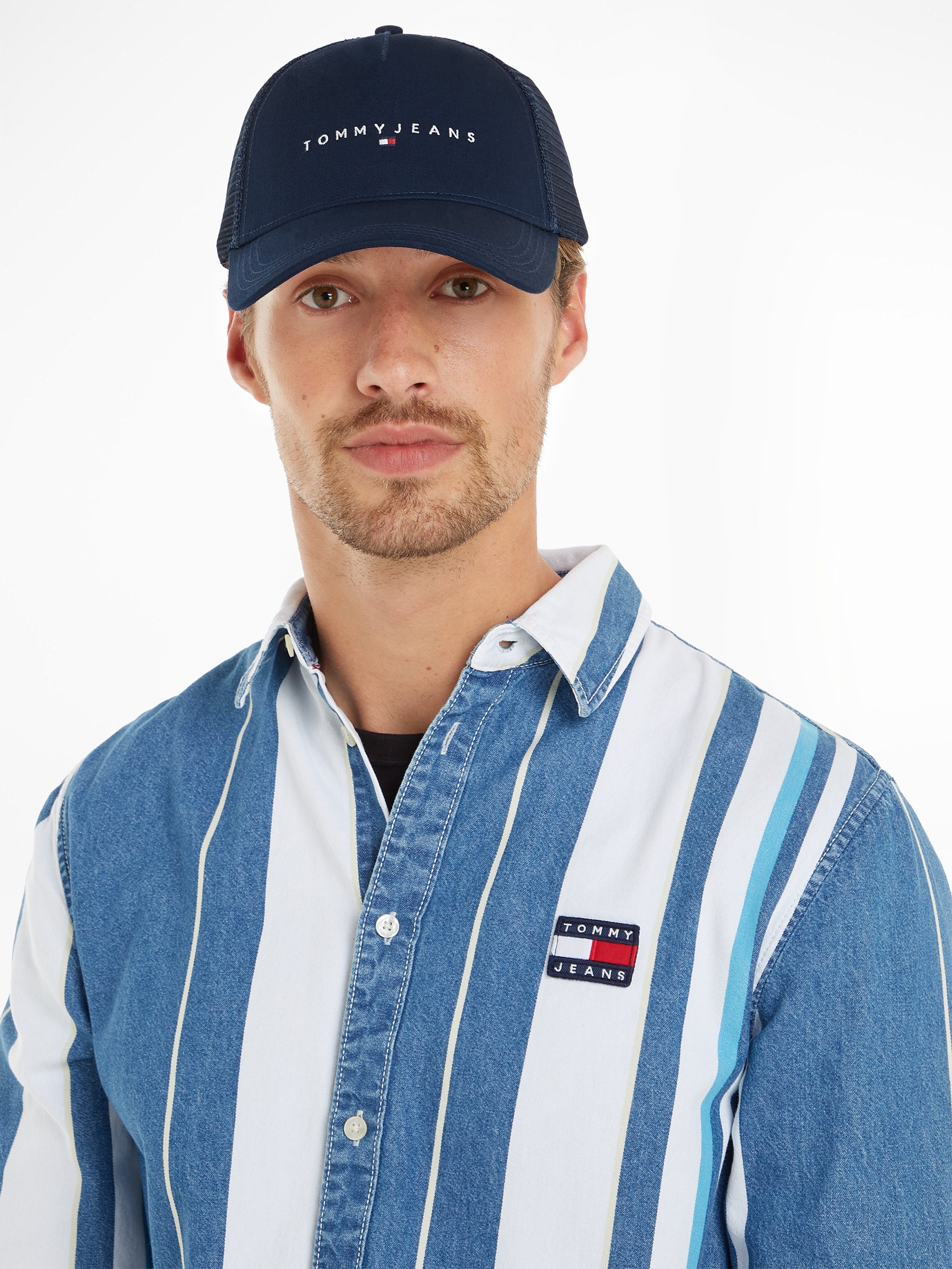 Tommy Jeans Trucker Cap TJM LINEAR LOGO TRUCKER CAP mit Logoschriftzug