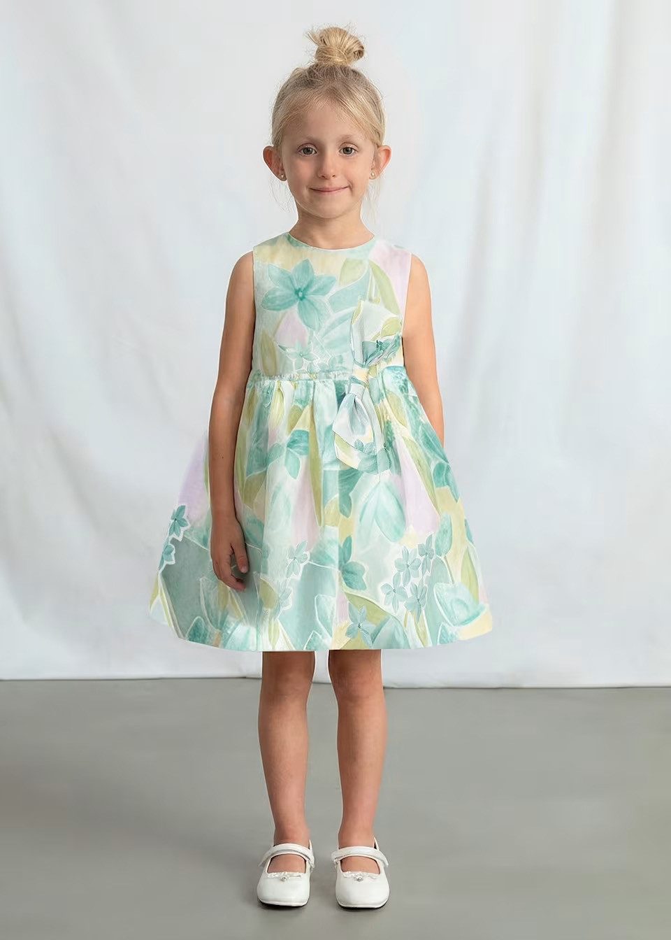 Mayoral Sommerkleid Elegantes Mädchenkleid mit Blumenprint – Leinenmix (391378)