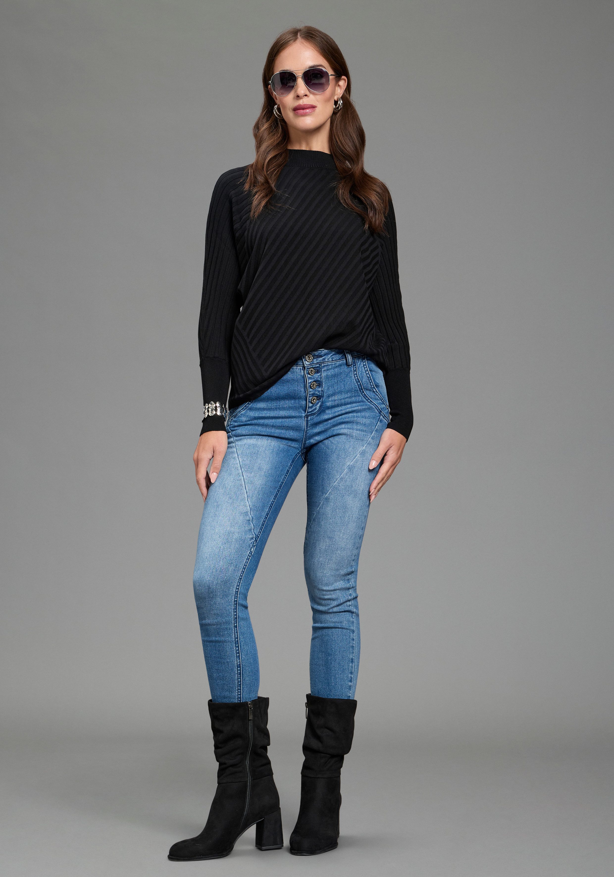 Zum Outfit 6