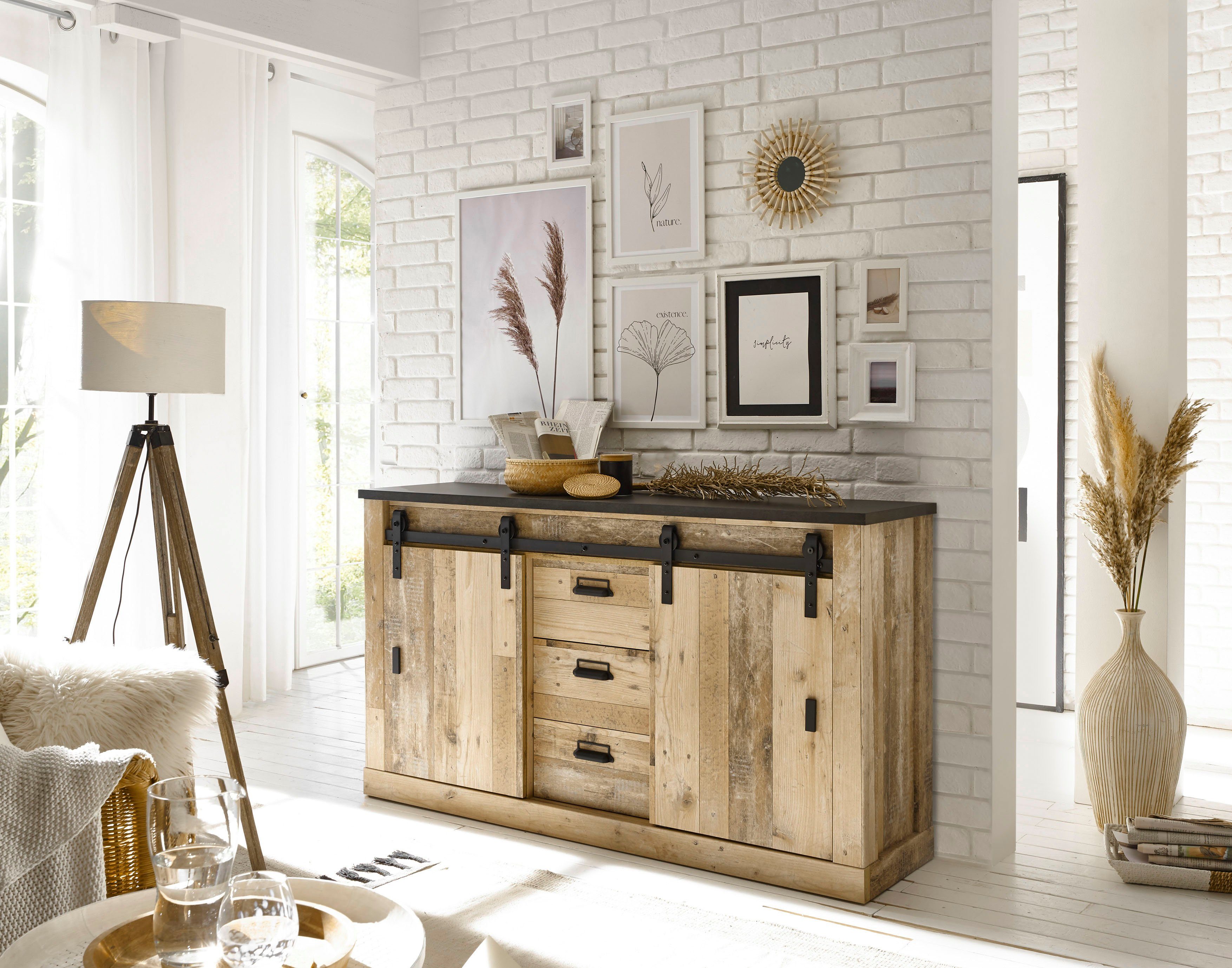 Home affaire Sideboard SHERWOOD, Holz Dekor, mit Scheunentorbeschlag und Apothekergriffen, Breite 161cm