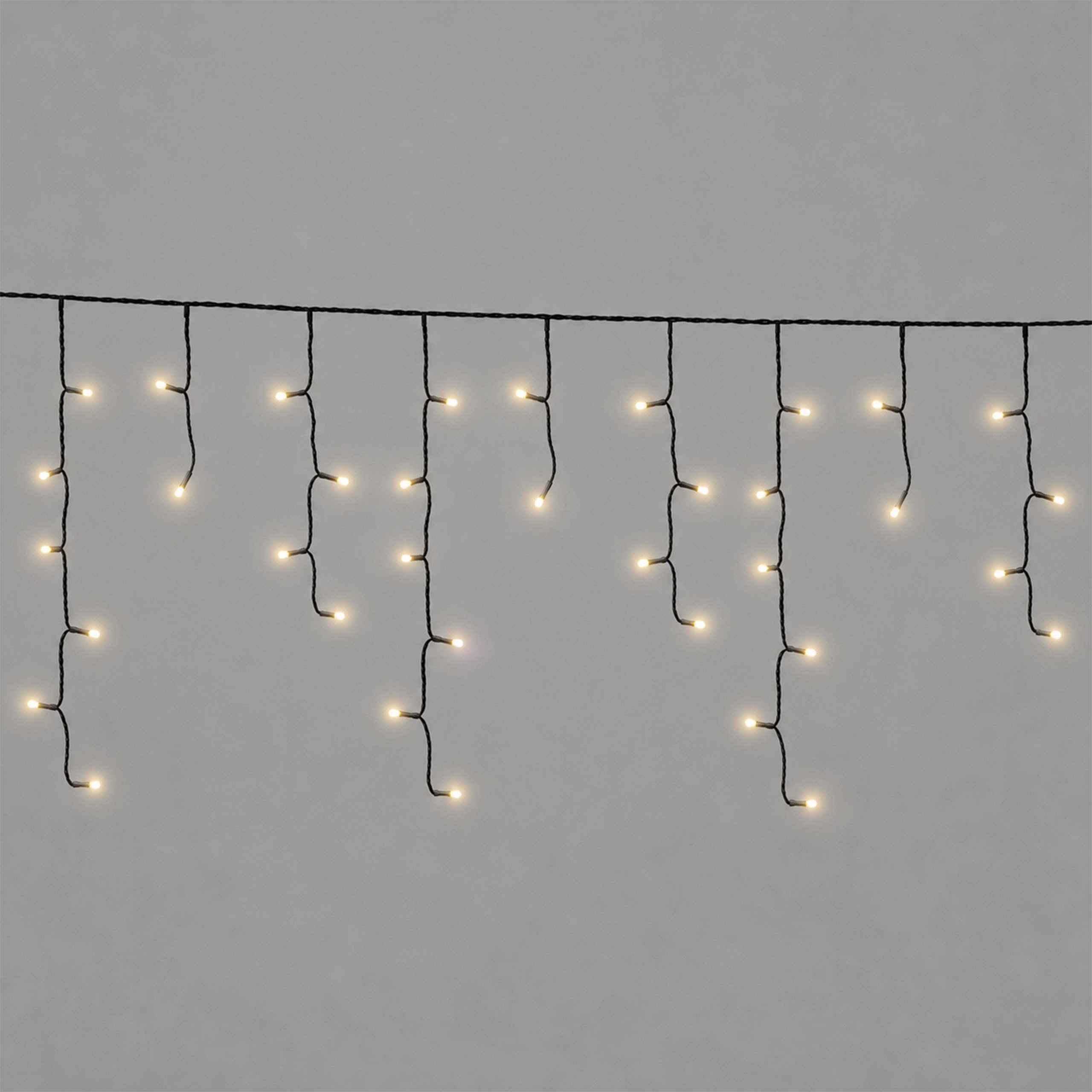 OTTO home LED-Lichterkette in 3/6/12/18 u. 24 m Länge, Outdoor Indoor, Lichtfunktionen, Garten, warmweiß, 8 Modi, 6/18h Timer, schwarz o. weiß, außen, innen – Bild 5 von 5