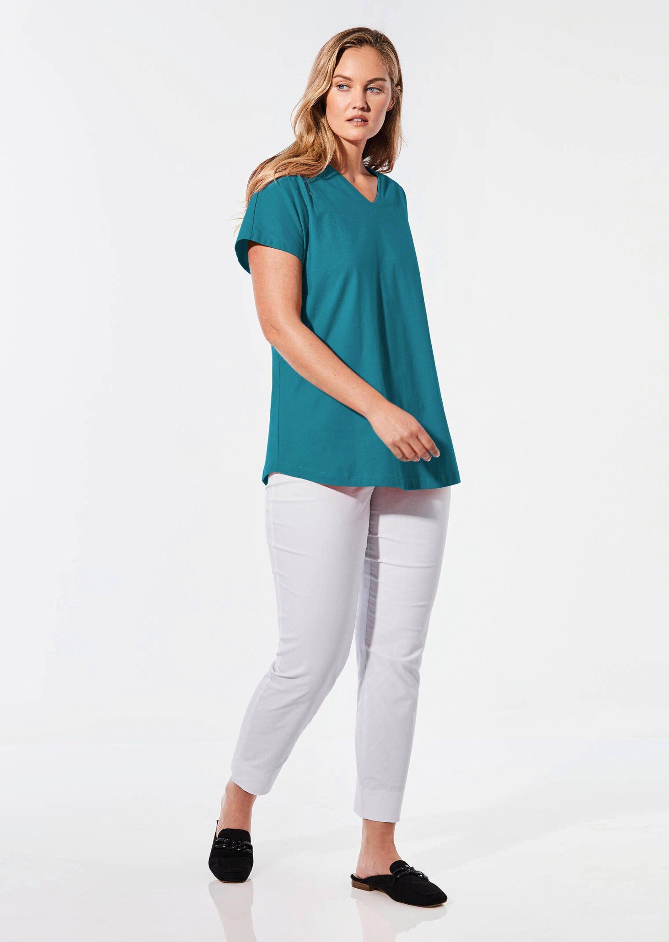 GOLDNER T-Shirt Shirt mit V-Ausschnitt (CURVY) günstig online kaufen