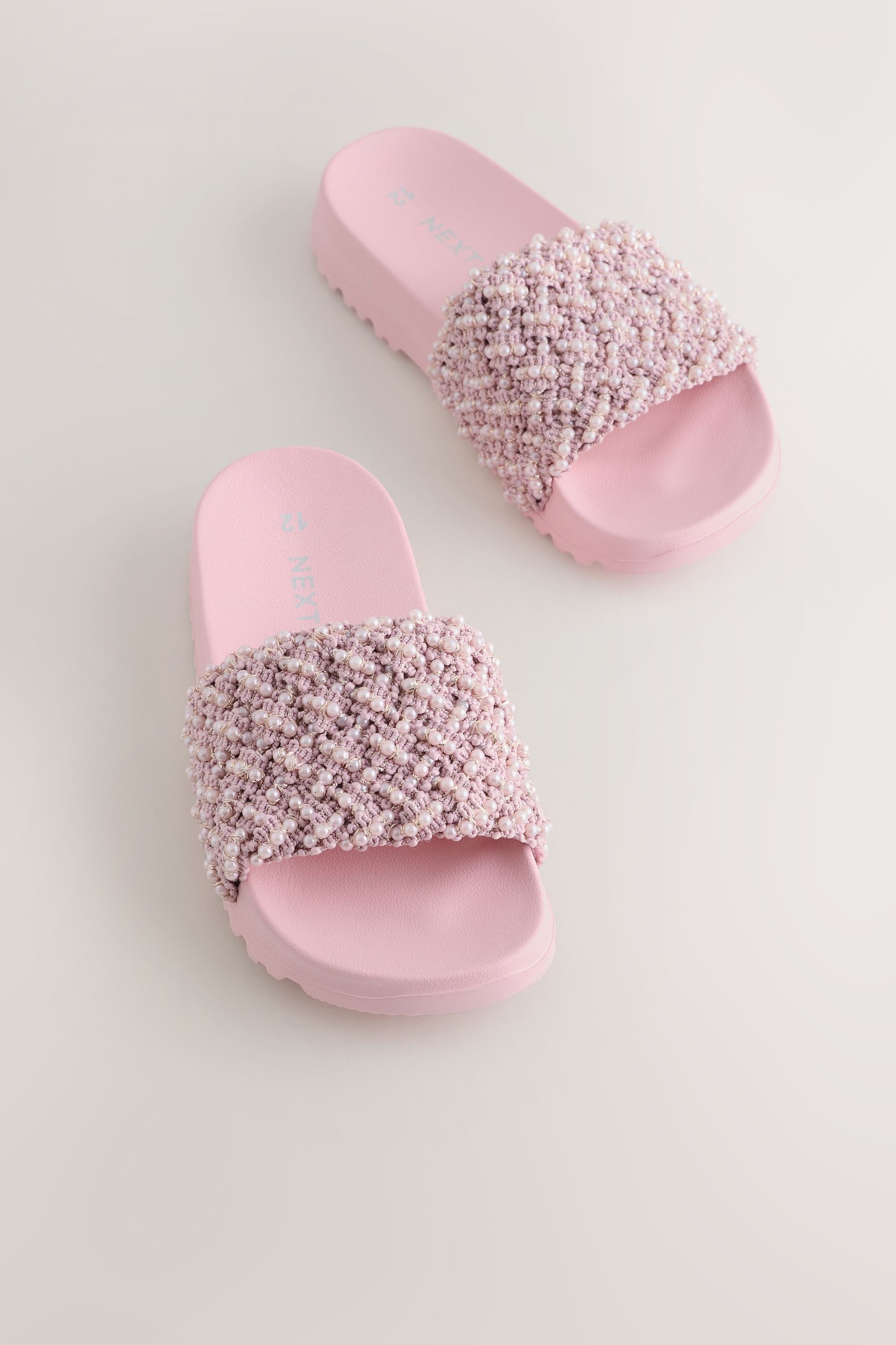 Next Slider-Sandale in Perlmuttoptik Badepantolette (1-tlg)