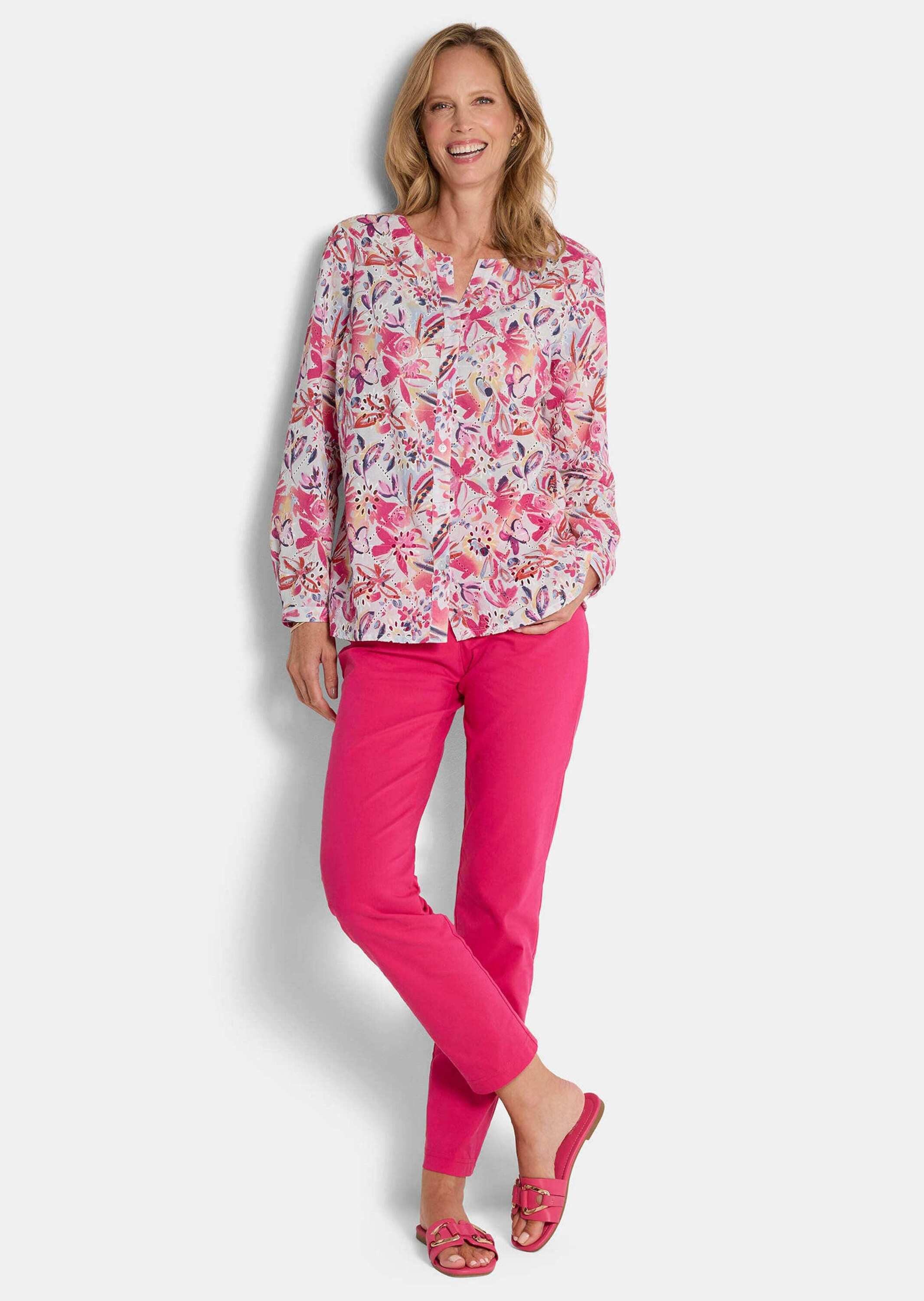 GOLDNER Kurzarmbluse Druckbluse mit floralem Design Baumwollbluse mit V-Aus günstig online kaufen
