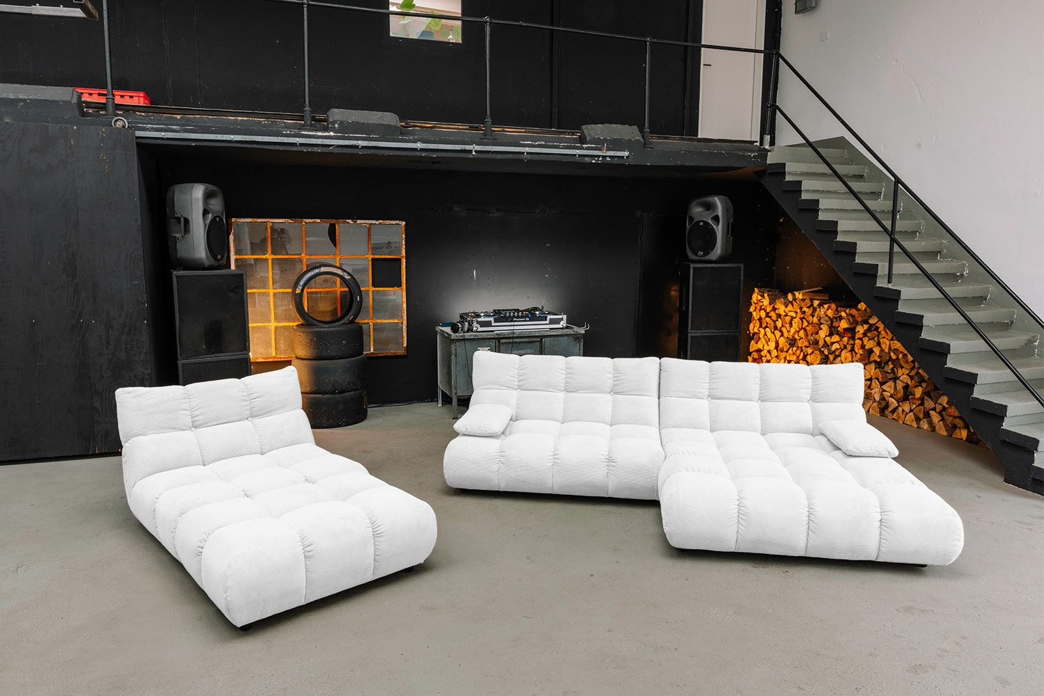 KAWOLA Sitzgruppe VIVIEN, (Set, 3-tlg), Ecksofa Drehsessel Hockerbank Feincord verschiedene Farben