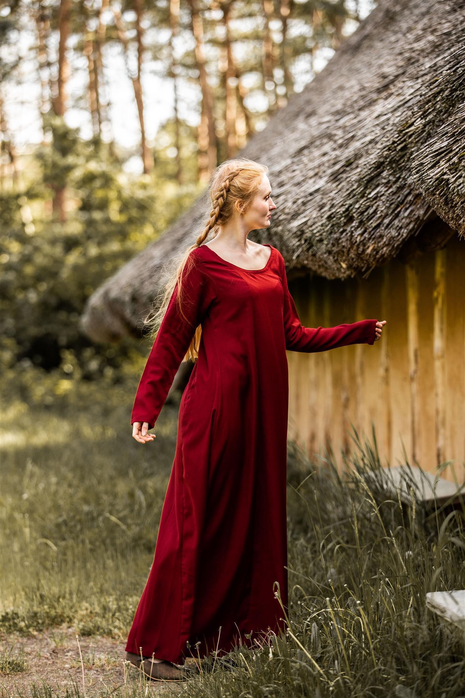 Leonardo Carbone Wikinger-Kostüm Unterkleid "Scarlet" mit Rundhalsausschnitt, hochwertige Baumwolle, fließende bodenlange Silhouette
