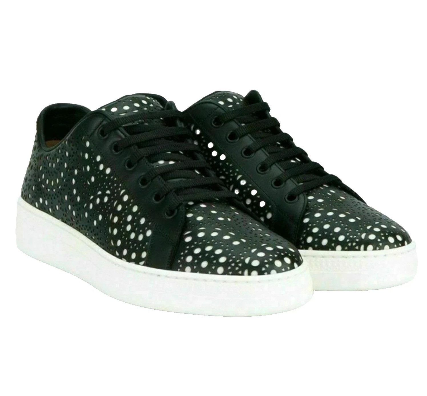 Laser Cut Perforated Trainers Schuhe Made in Italy 35 Sneaker