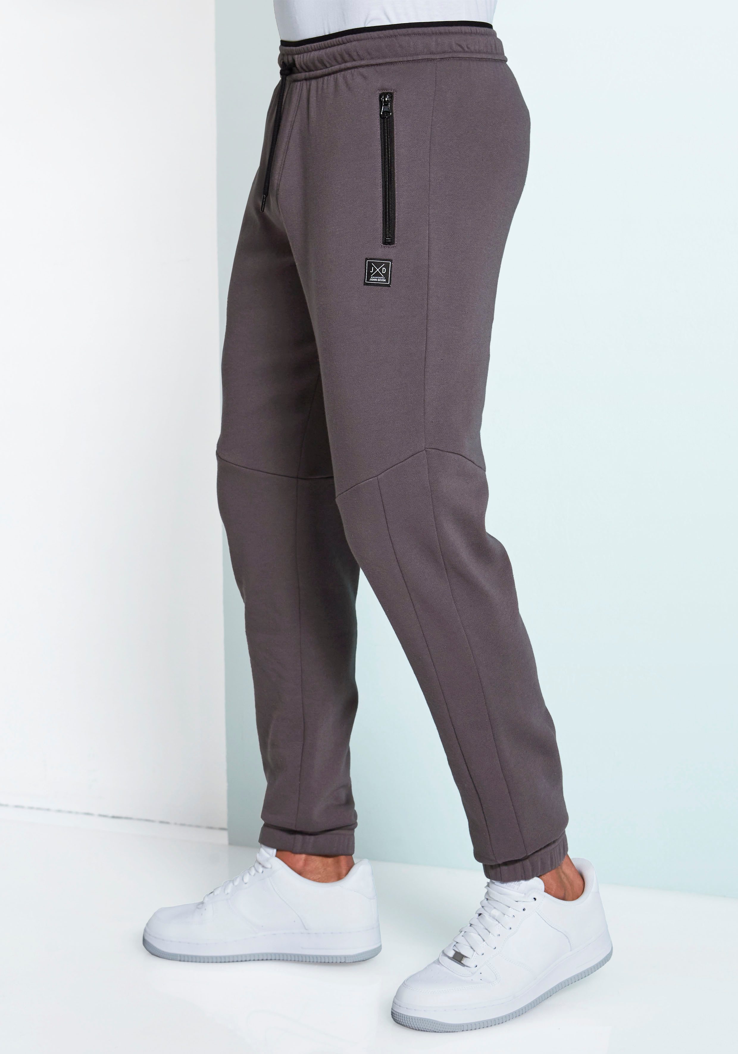 John Devin Sweathose Jogginghose mit seitlichen Taschen und Bindeband aus Baumwoll-Mix