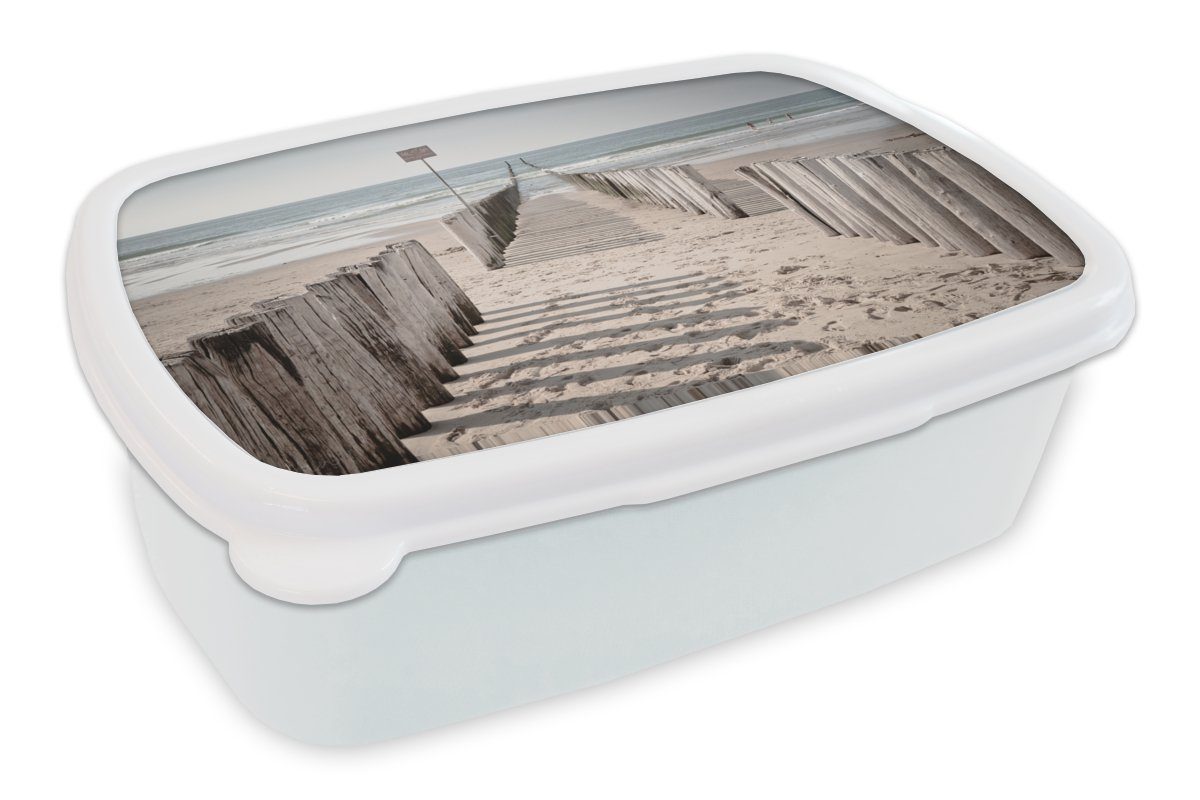 MuchoWow Lunchbox Strand - Zaun - Schatten, Kunststoff, (2-tlg), Brotbox für Kinder und Erwachsene, Brotdose, für Jungs und Mädchen weiß