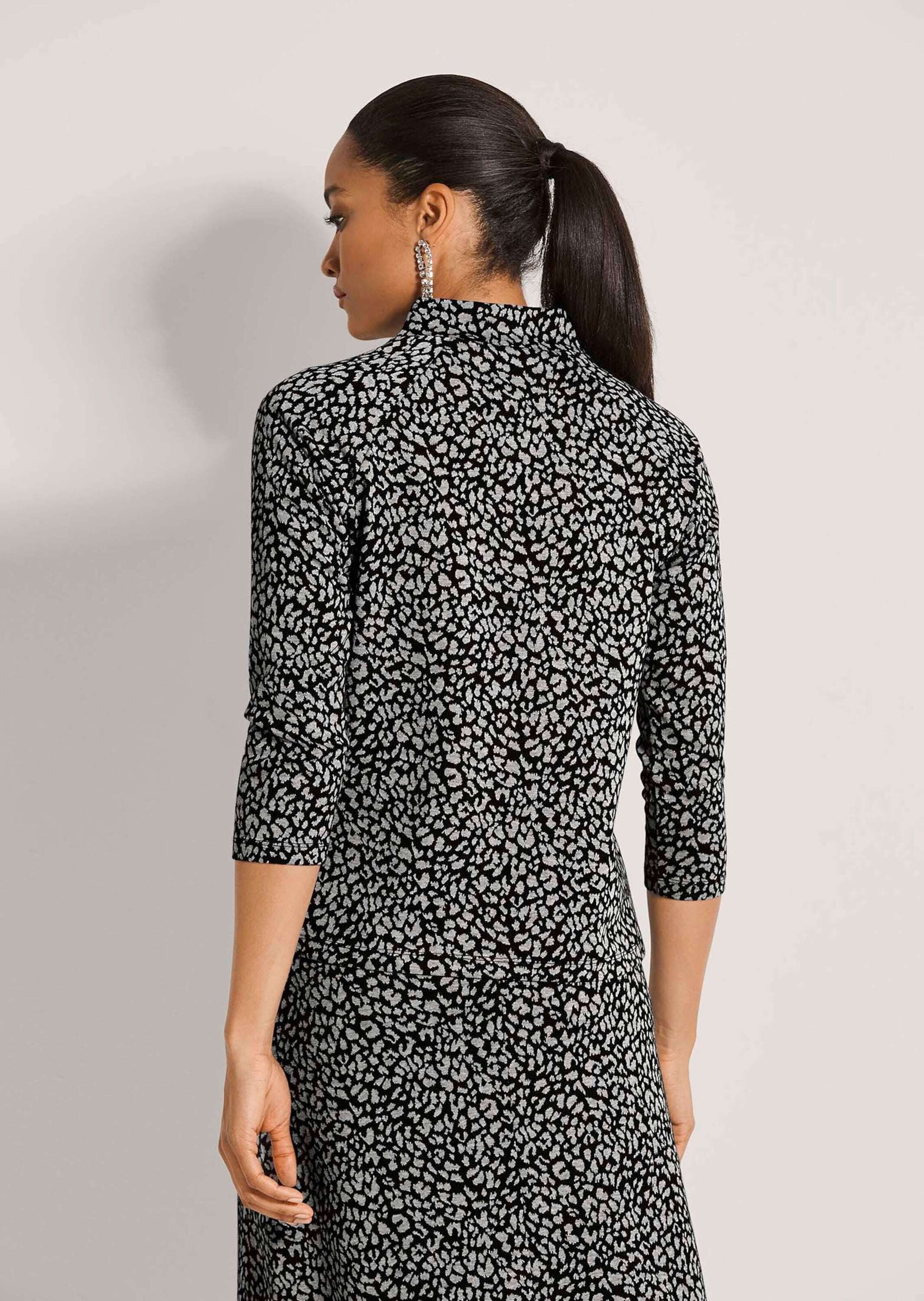 MADELEINE 3/4-Arm-Shirt Gemustertes Sweatshirt mit Stehkragen Taillierter Schnitt mit Raglanärmeln in 3/4-Länge