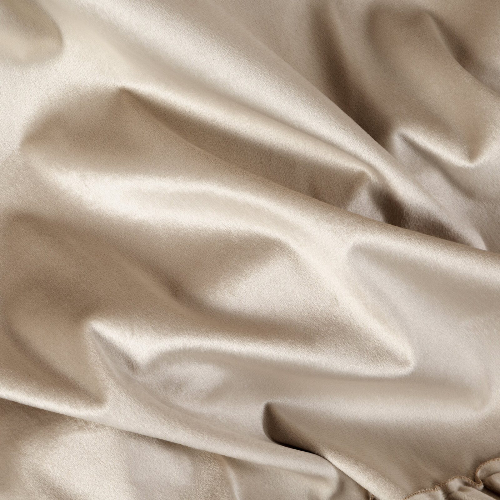 Eurofirany Vorhang Velvet Vorhänge Rüschen 140x250 Wohnzimmer Velours Blickdicht, Ösen, Samt Dekorative Velvet-Vorhänge