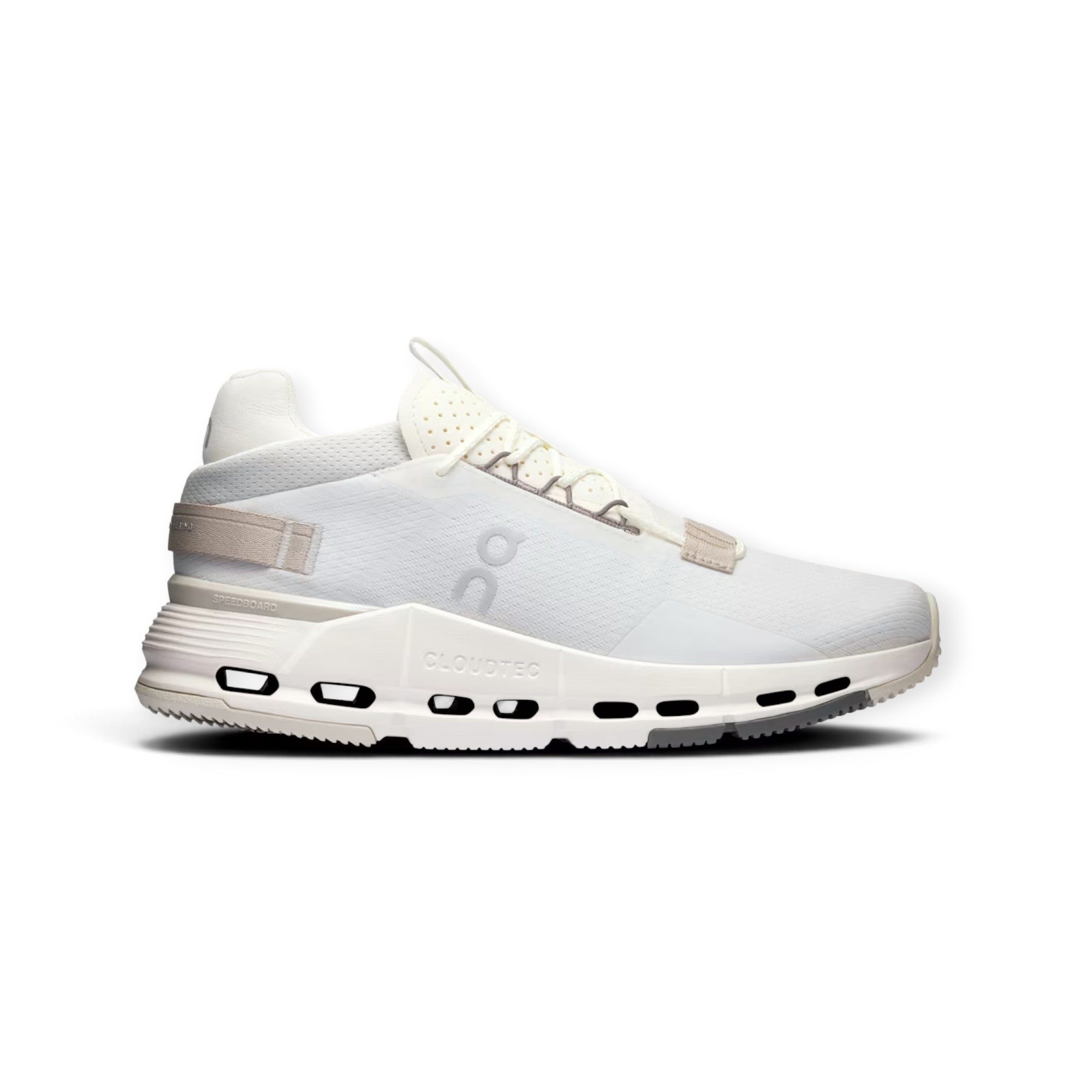 on Cloudnova 2 weiss/sand Damen Sneaker