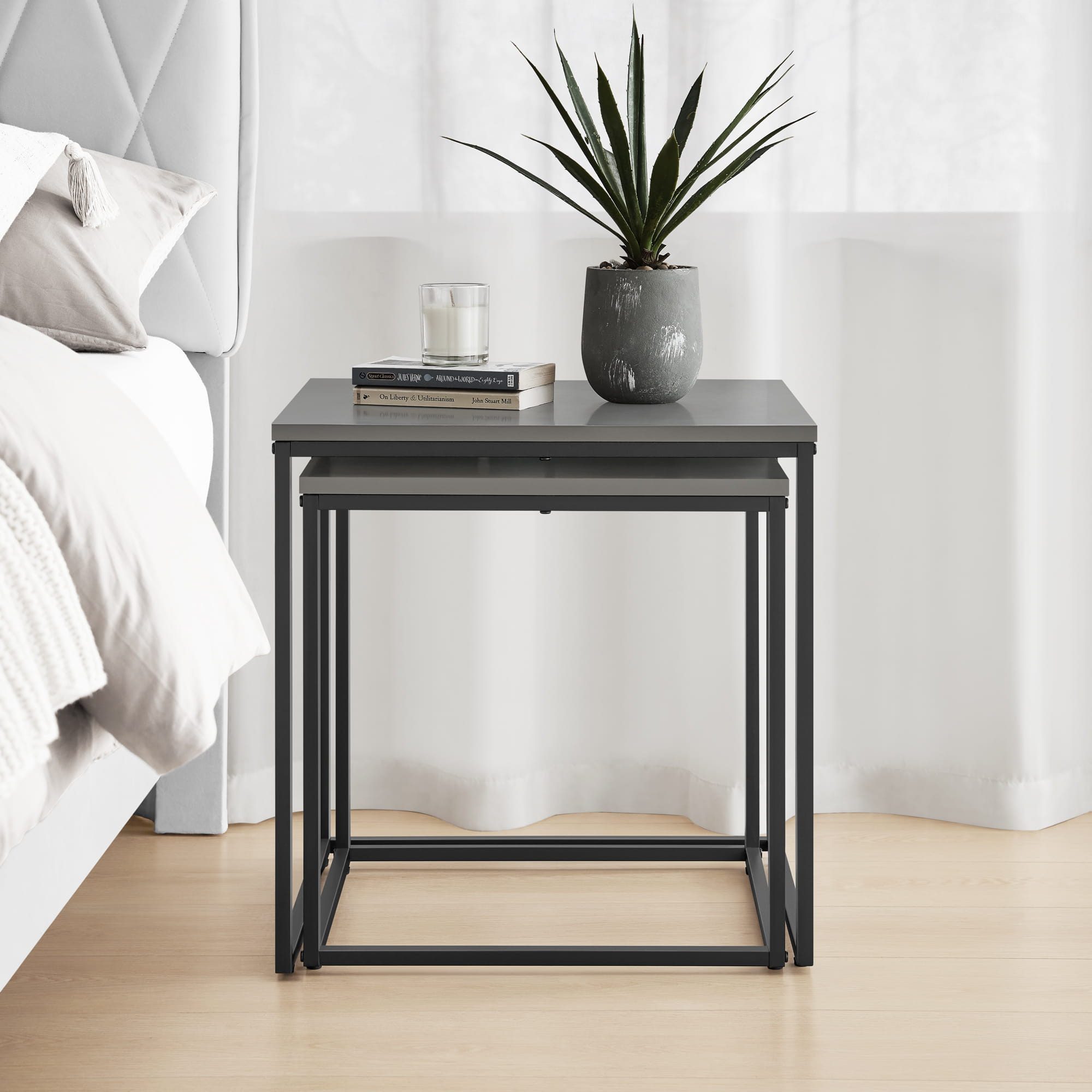 Home Collective Couchtisch 2er Set Beistelltisch Loft Design 2in1 Verschachtelung Wohnzimmer, kratzfeste Oberfläche 50&45cm Zement-Grau schwarzen Beinen quadrat – Bild 5 von 5