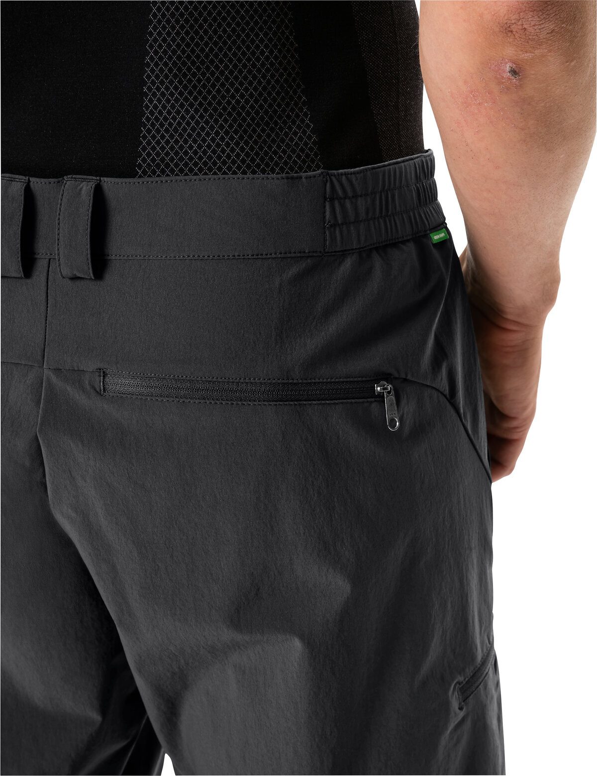 VAUDE Bermudas MEN'S FARLEY STRETCH BERMUDA II kurze Hose für aktive Freizeitgestaltung, aus Polyamid und Elasthan