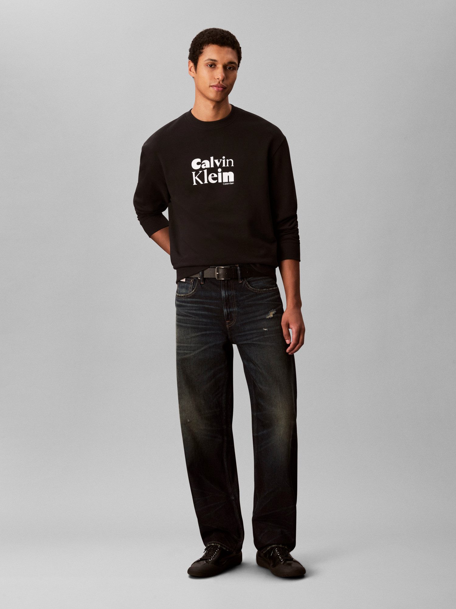 Calvin Klein Sweatshirt LS EU 350TERRY CALVIN BOLD GRAPH Rundhalsausschnitt, regular fit