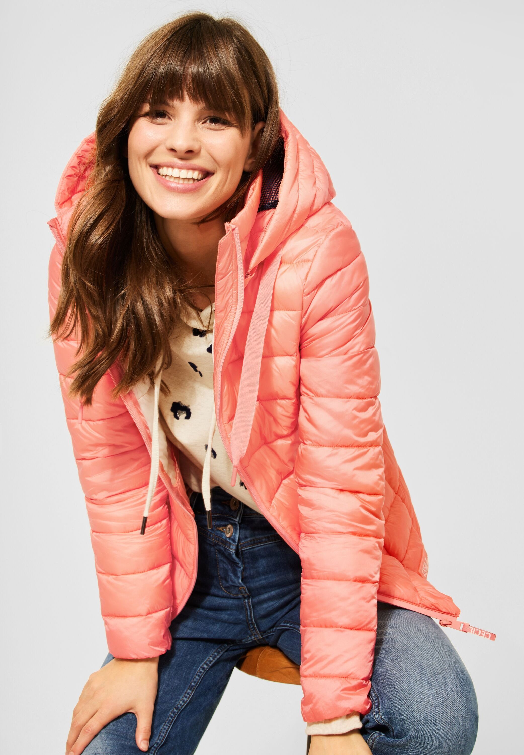 Cecil Outdoorjacke Cecil Gesteppte Outdoor Material: Taschen, in (1-St) Futter 100% Obermaterial 100% Futter Polyester Rose Jacke Grapefruit Nylon, 100% Nylon