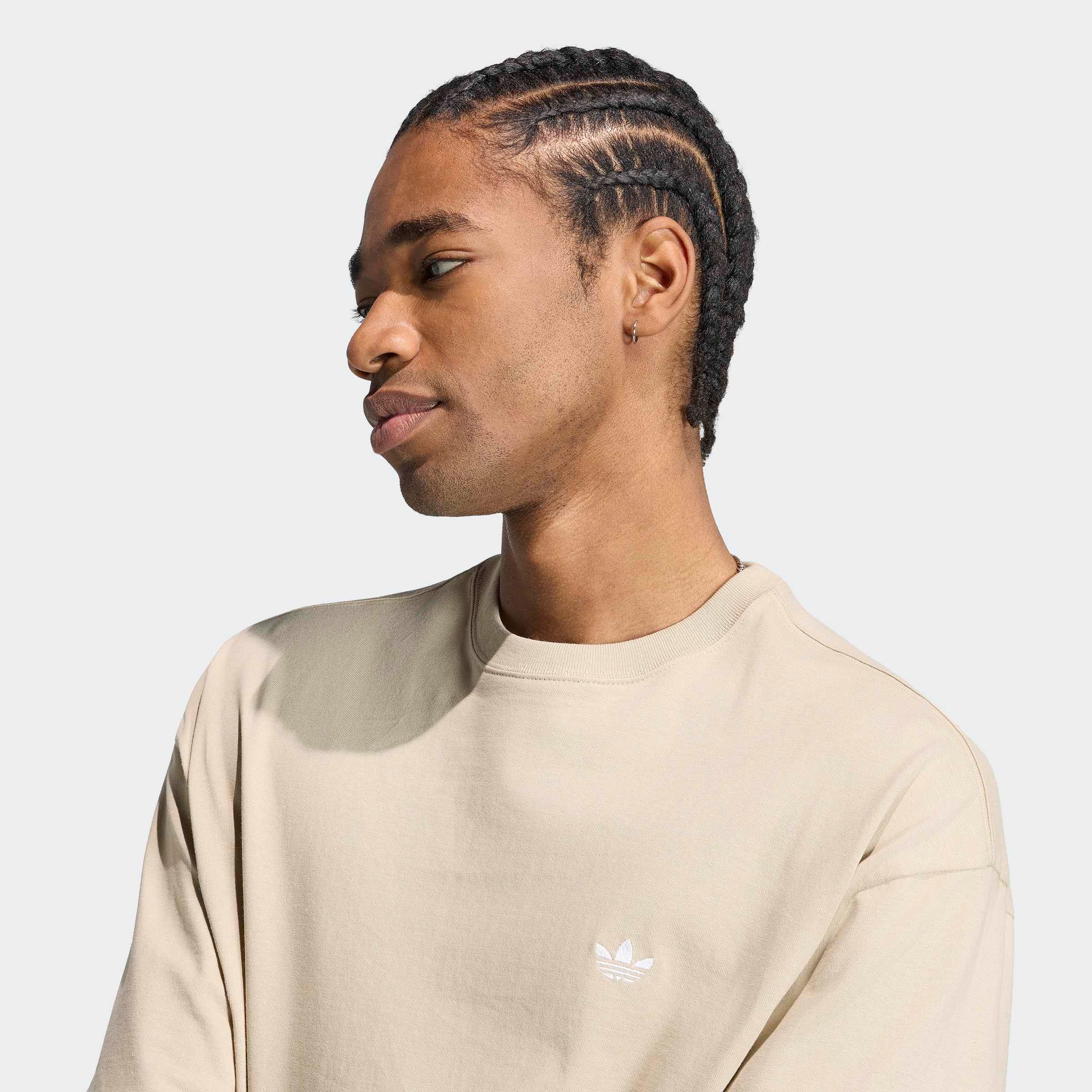 adidas Originals T-Shirt TREFOIL ESSENTIALS, LOCKER GESCHNITTEN für Erwachsene, mit Rundhalsausschnitt, ohne Verschluss, aus Baumwolle