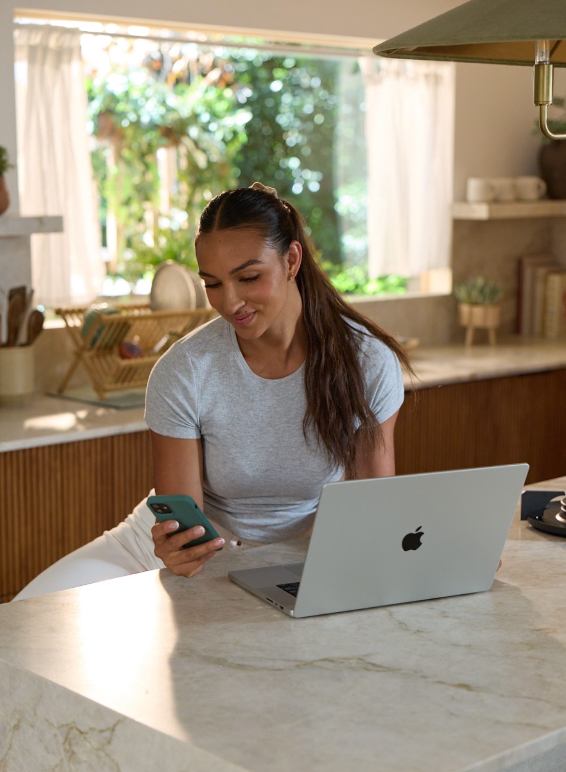 Owlet Baby Care DE Baby Monitor Video Surveillance with App, 2K-HD, Temperature & Humidity Sensor