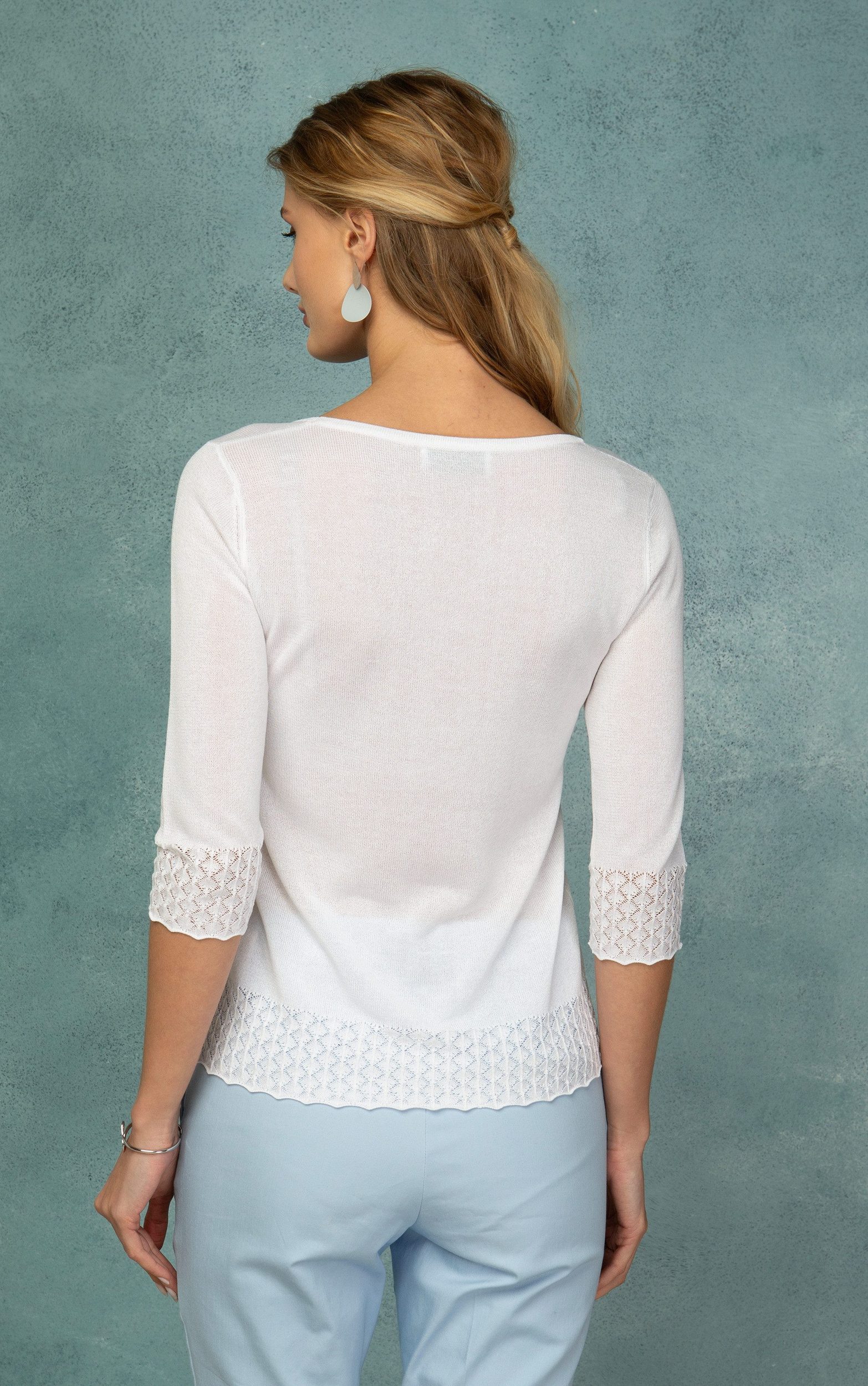 Passioni Strickpullover mit blauer Blumenstickerei und 3/4-Ärmeln günstig online kaufen