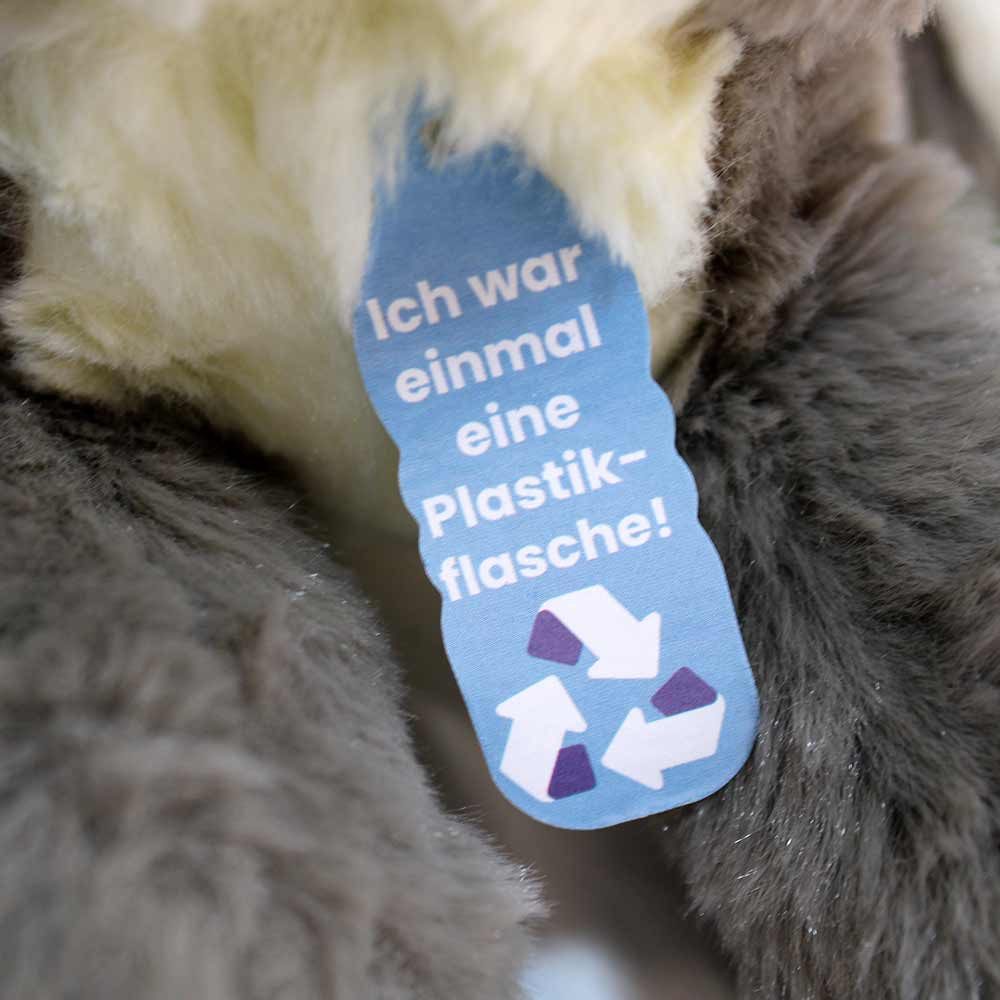 Heinrich Bauer Kuscheltier Plüsch Hase aus recyceltem Material - ca. 23 cm (1-St)