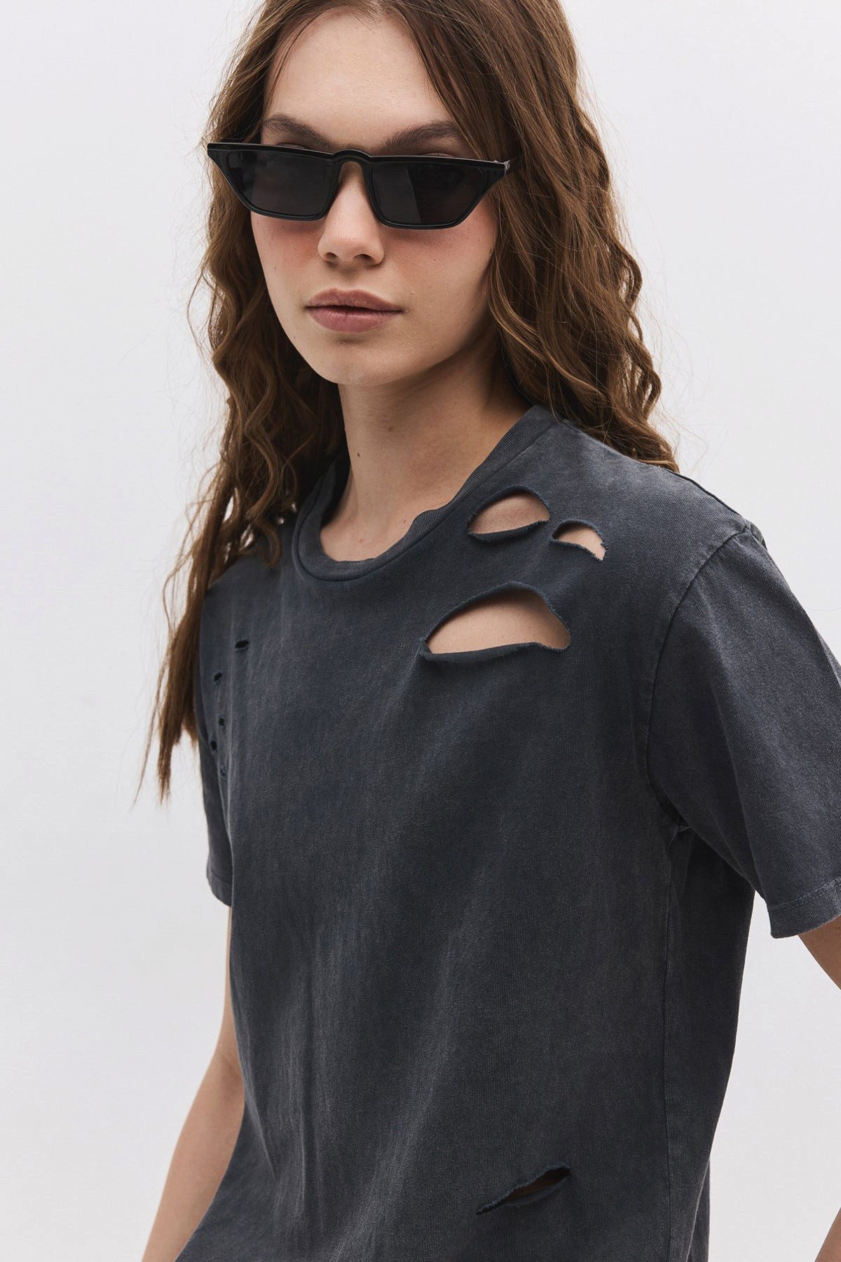 No Matter What T-Shirt Zerrissenes und geschnittenes T-Shirt günstig online kaufen