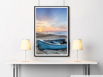Sinus Art Poster 90x60cm Poster Hellblaues Holzboot am Strand